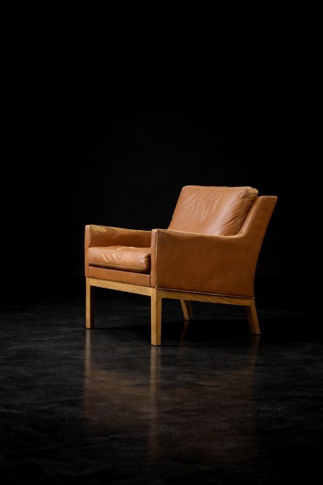 Vintage Danish Model 39 Easy Chair By Kai Lyngfeldt Larsen For Søren Willadsen, 1960s photo 3093.0