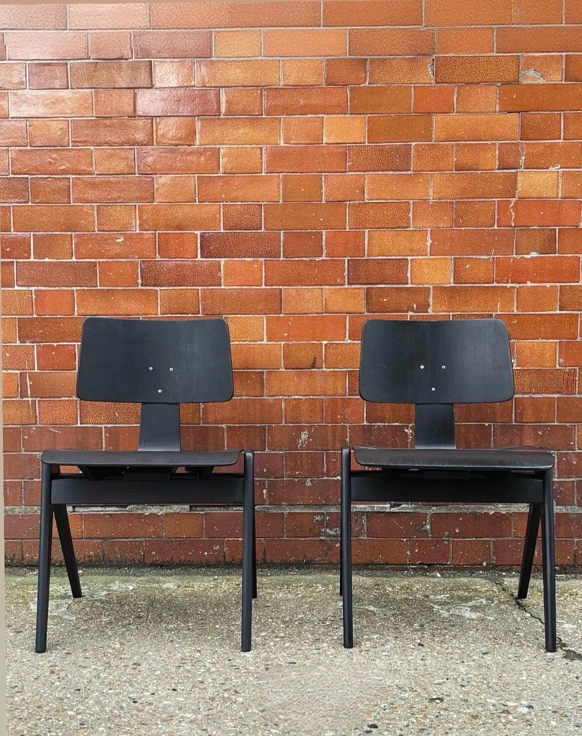 Pair Of Hillestak Chairs By Robin Day For Hille, United Kingdom Circa 1967 photo 960.0