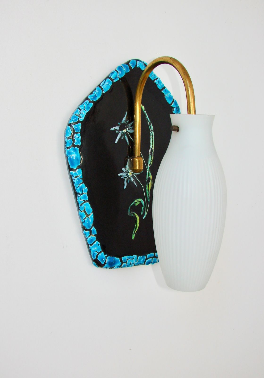 Wall Lamp From The 1960s, Made Of Ceramic. Good Condition, 1xe14. photo Lighting