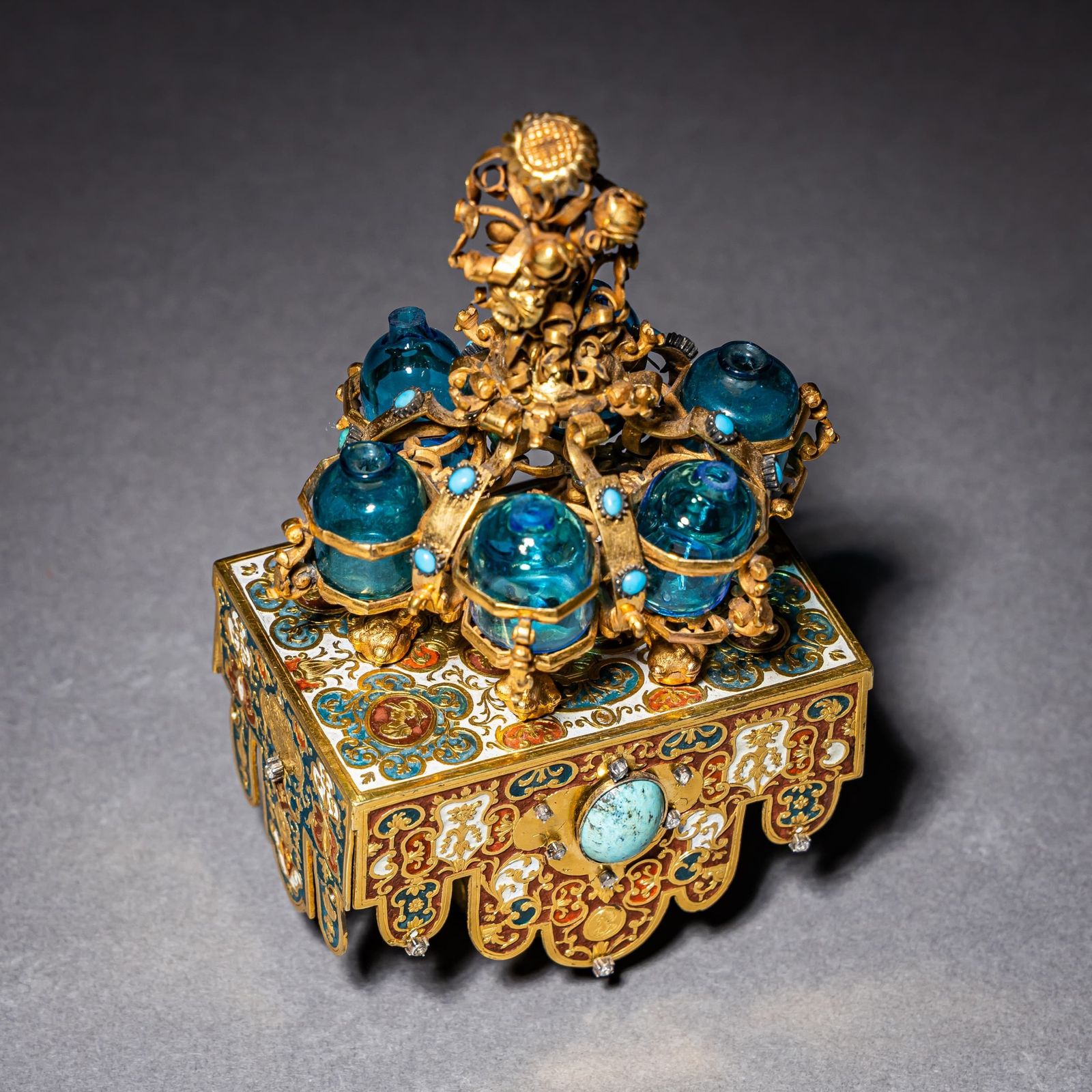 Sedan Chair With Perfume Flasks, Goldsmith’s Work In The Style Of Johann Melchior Dinglinger, Probably Saxony, Circa 1700 photo Home Decor