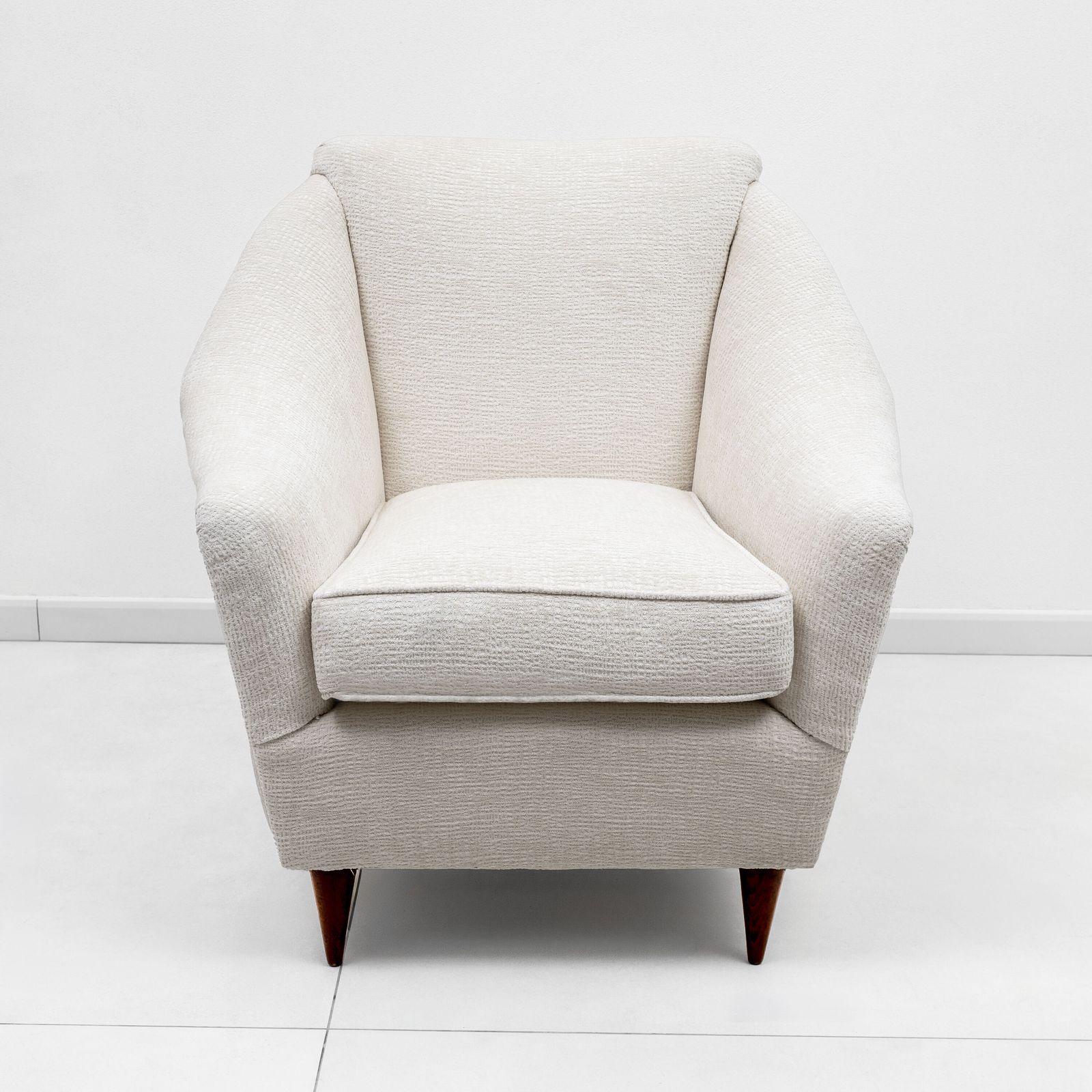 Pair Of Ico Parisi Midcentury Modern Italian Armchairs For Ariberto Colombo, 50s photo vintage