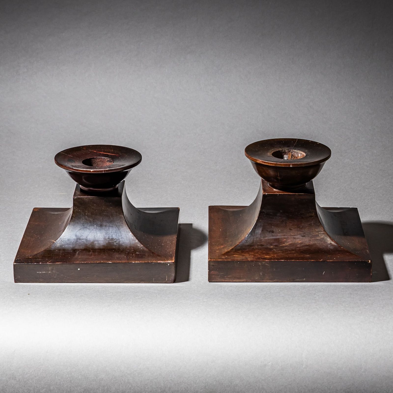 Paar Kandelaars, Model No. 7, Door Carl Malmsten (1888–1972) Voor Liljeholmens, Zweden, Begin 20e Eeuw photo 480.0