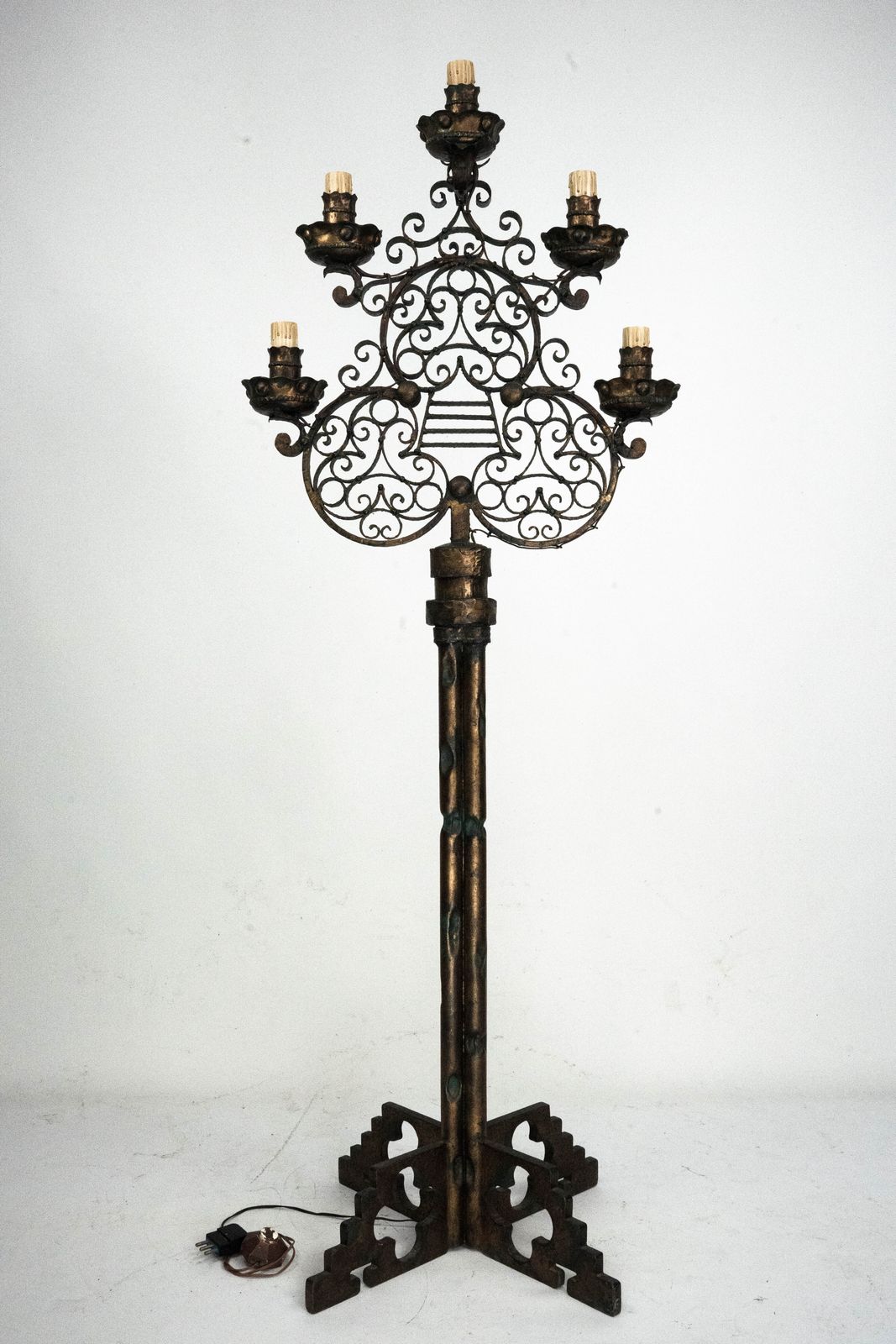 Rare Italian Brutalist Floor Lamp By Longobard. Italy 1970s photo furniture