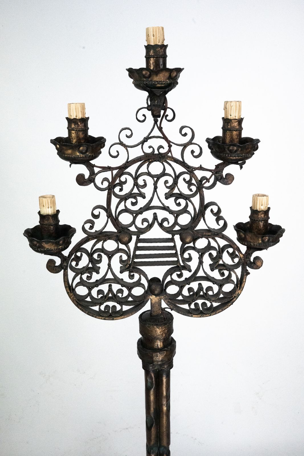 Rare Italian Brutalist Floor Lamp By Longobard. Italy 1970s photo Lighting