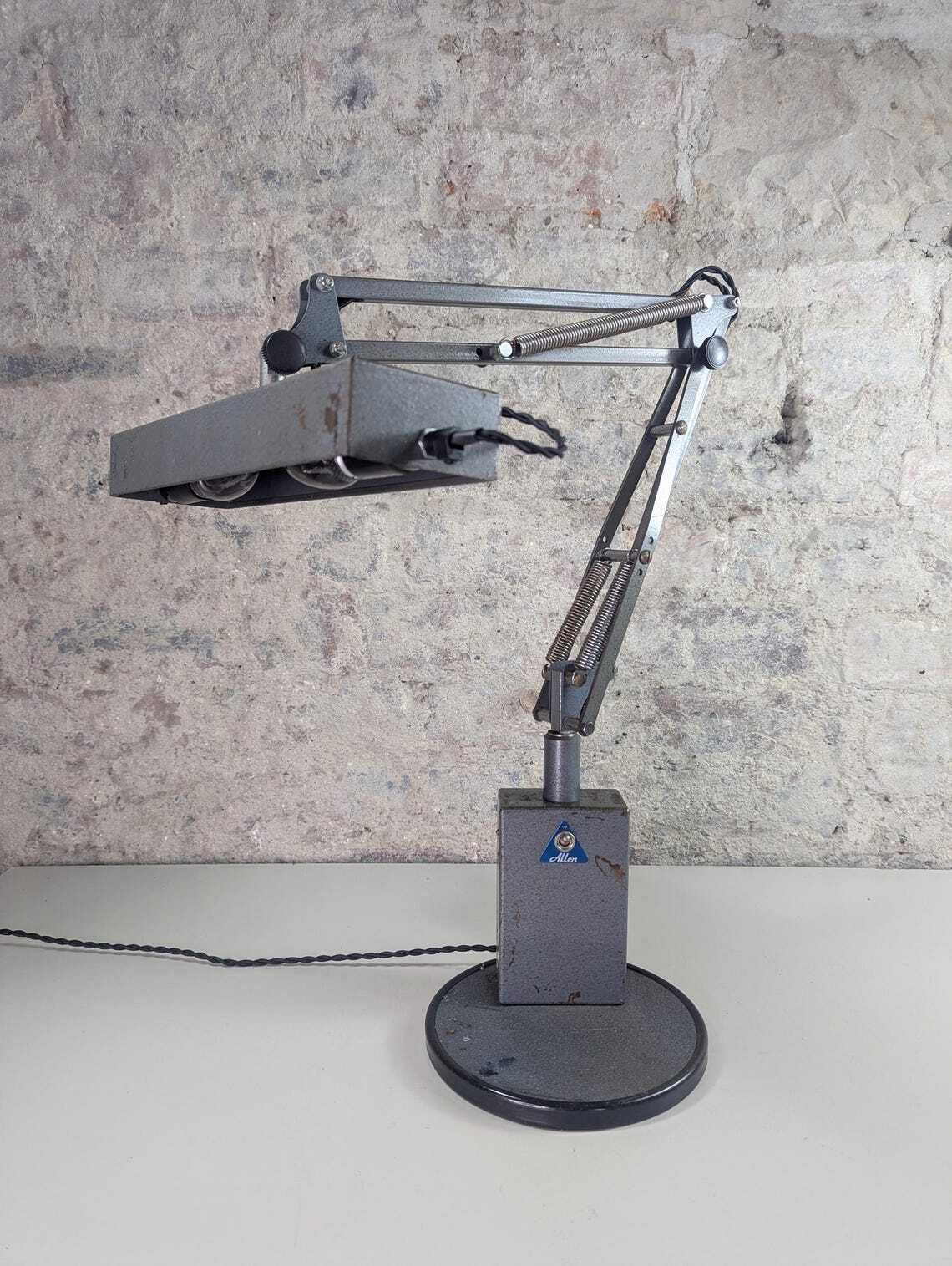 Vintage P.W. Allen & Co Industrial Visual Inspection Lamp – Articulated Engineer’s Desk Light photo Lighting