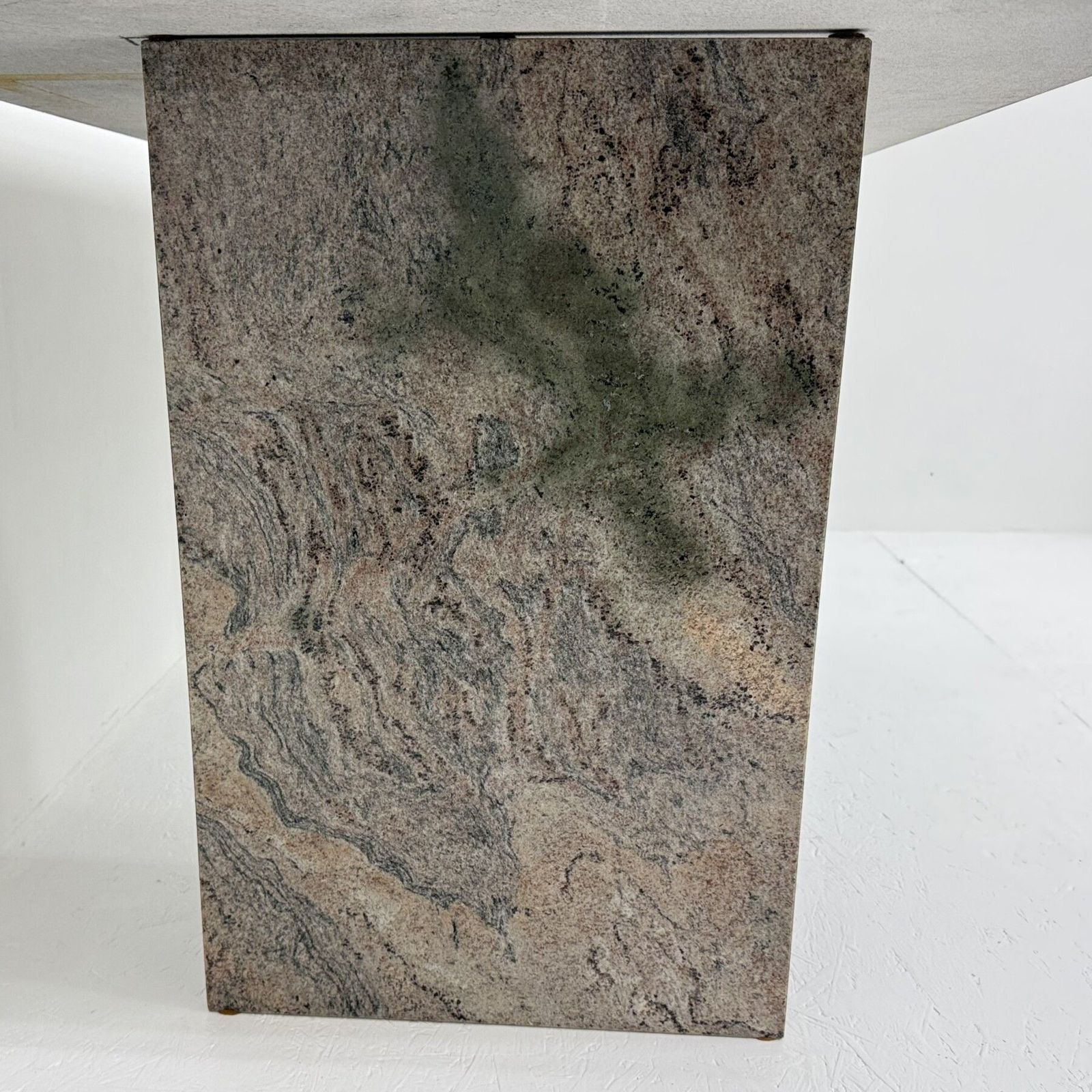 Mid Century Modern Granieten Eettafel, Jaren 1970 photo for sale