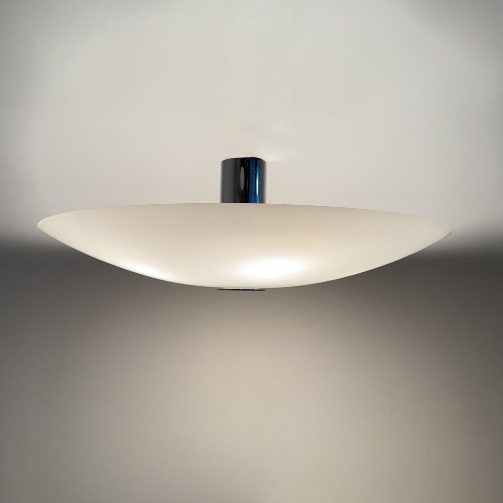 Florian Schulz Plafondlamp Opaalwit Glas En Chroom photo buy