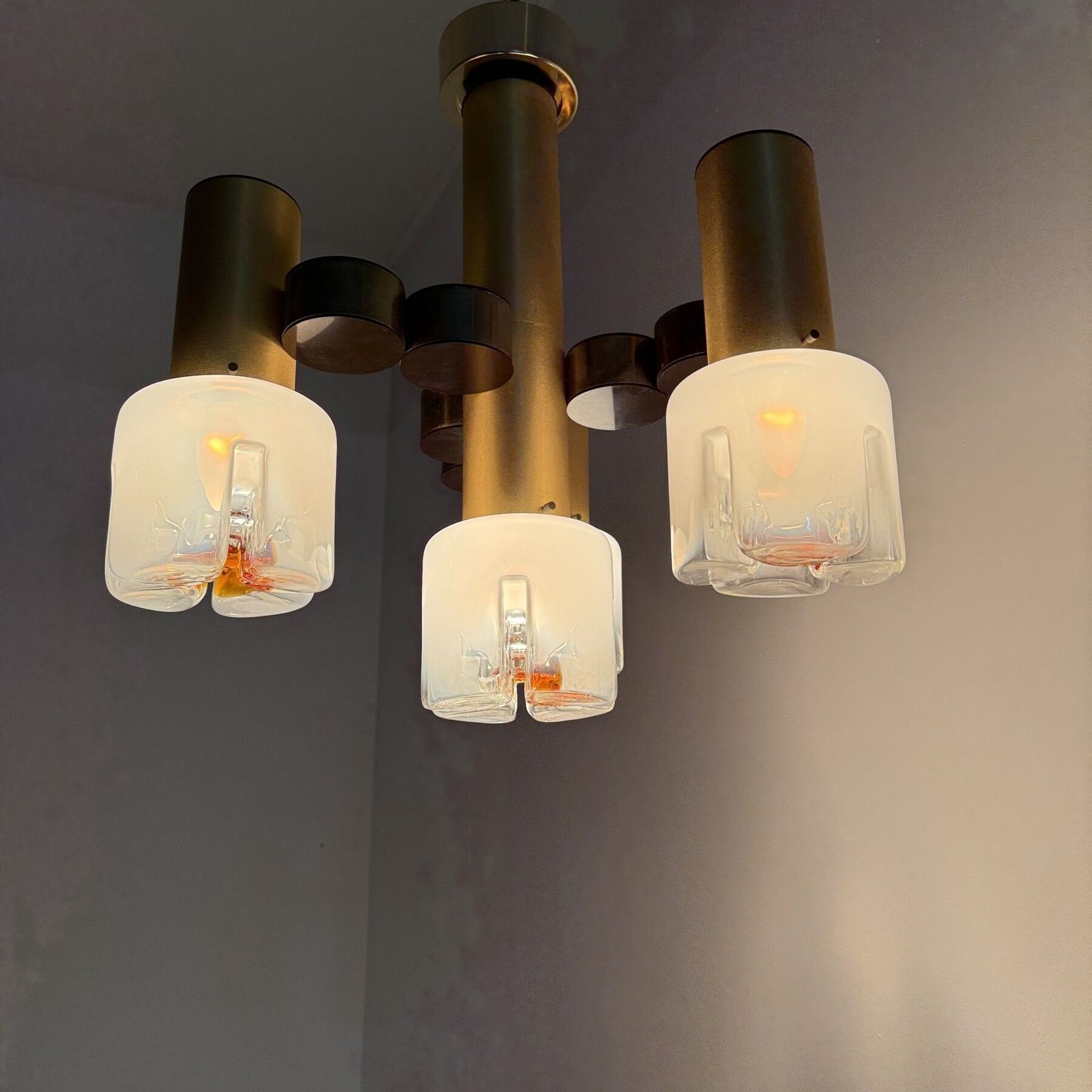 photo furniture Mid Century Design Italian Chandelier By Gaetano Sciolari , 1970s