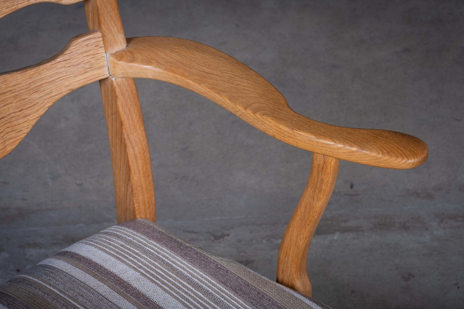 Mid Century Razorblade Armchair In Oak Designed By Henning Kjærnulf, 1960s photo vintage