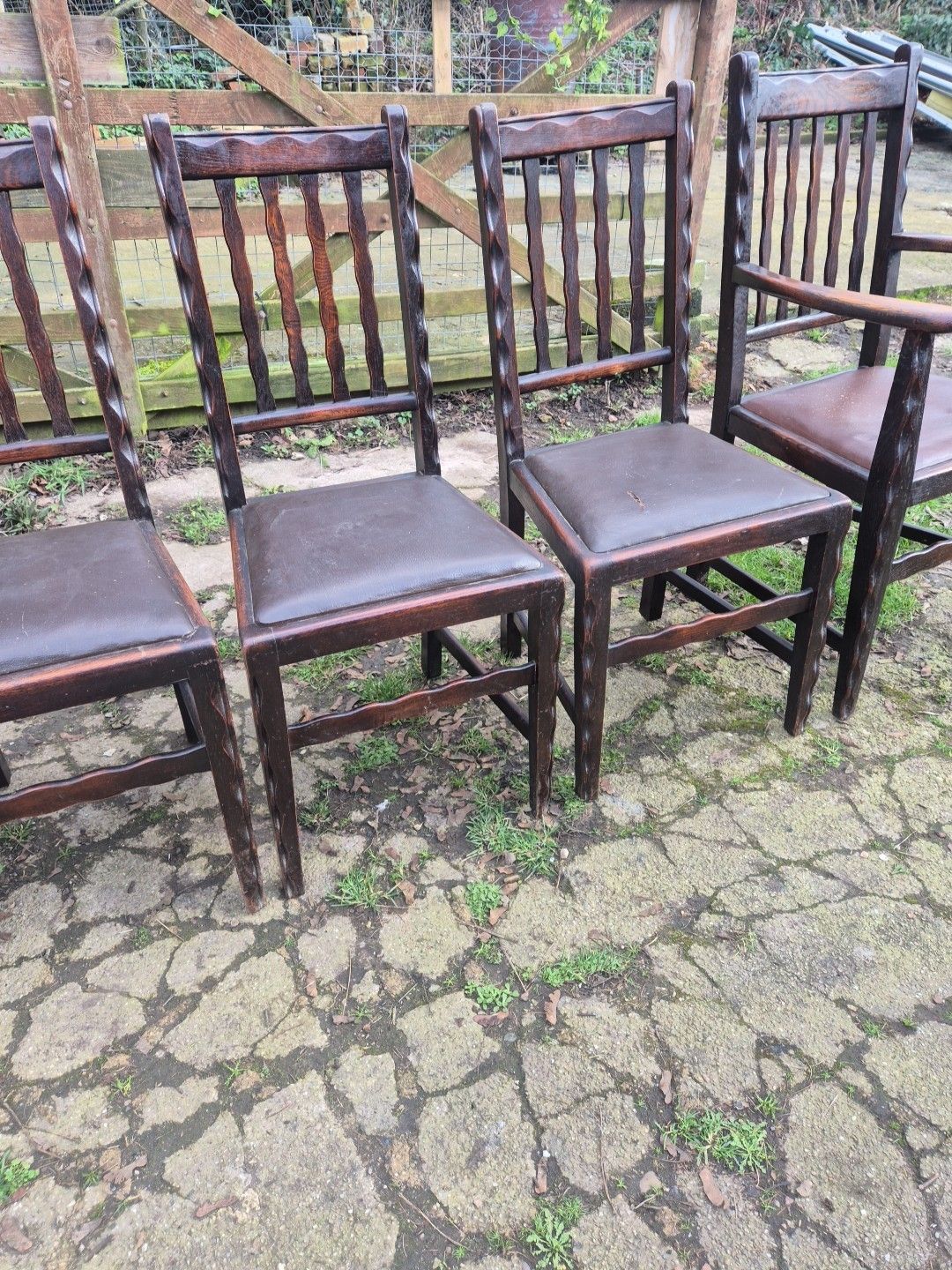Set Of 6 Antique Oak Dining Chairs Including 2 Carvers photo Furniture
