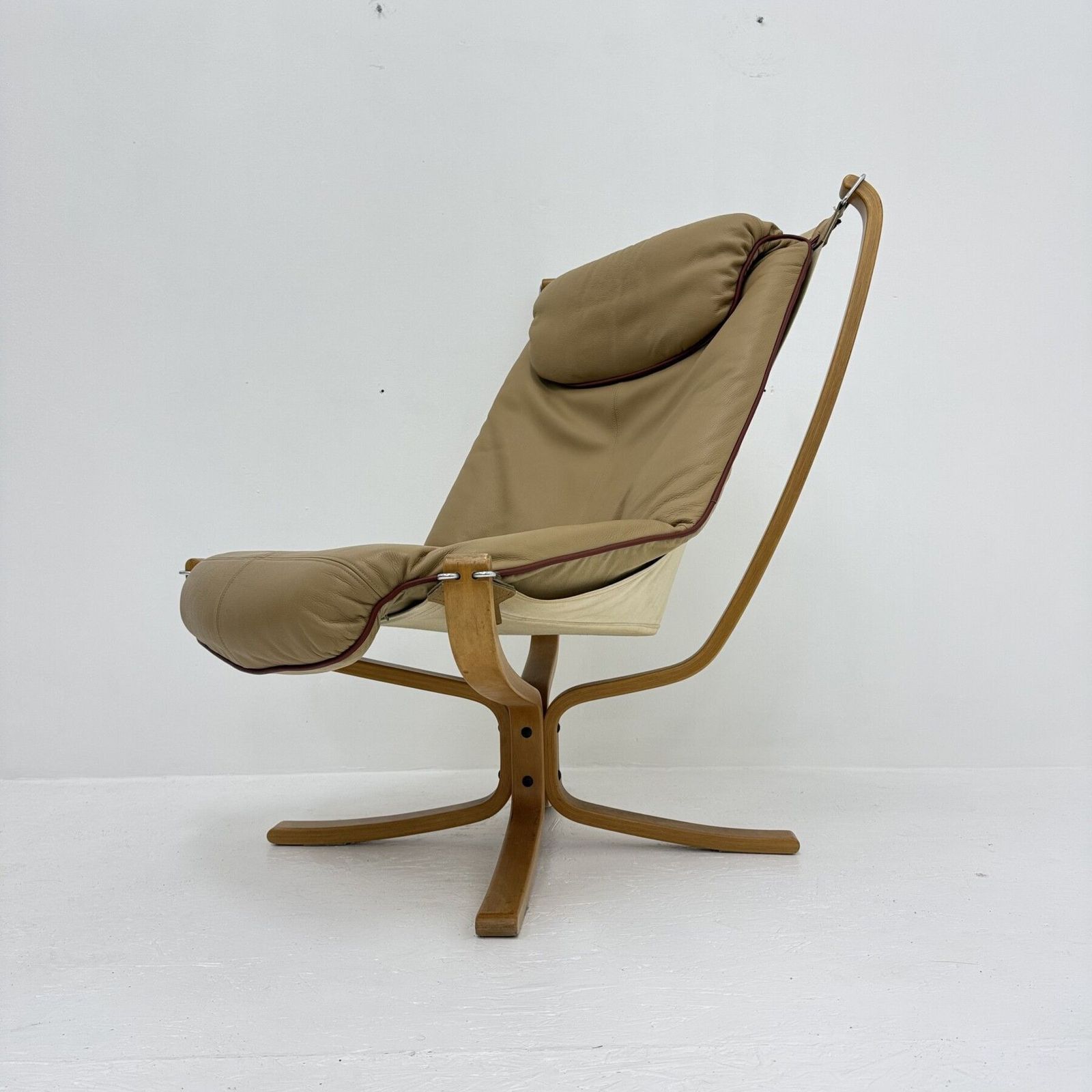 photo furniture Falcon Leather Lounge Chair By Sigurd Ressel For Vatne Møbler 1970s