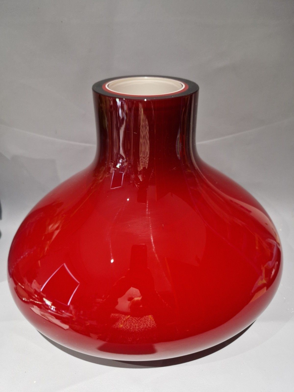 Nigel Coates Salviati Large Oversized Red Cased Italian Murano Glass Vase Signed photo Home Decor