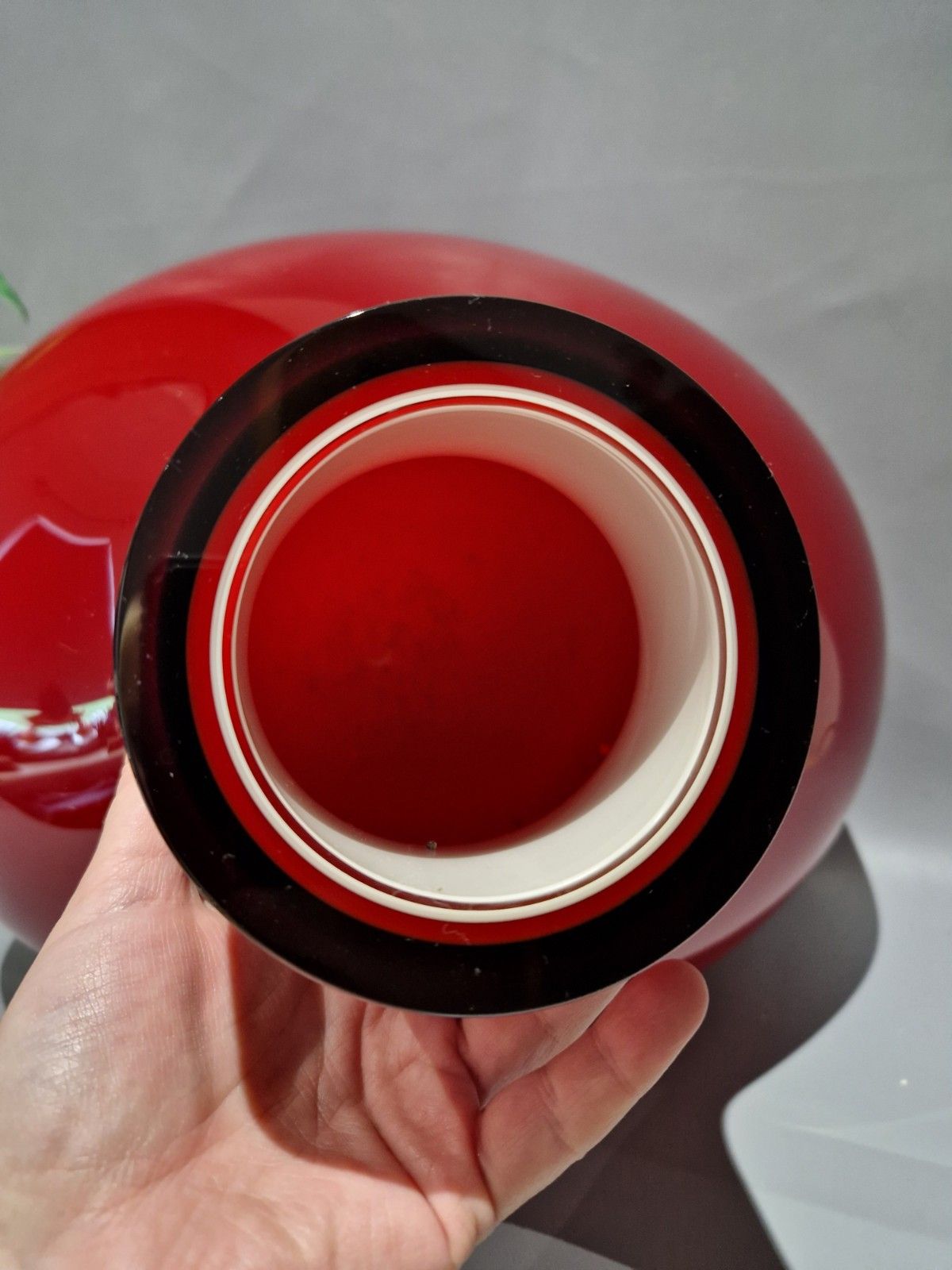 Nigel Coates Salviati Large Oversized Red Cased Italian Murano Glass Vase Signed photo vintage