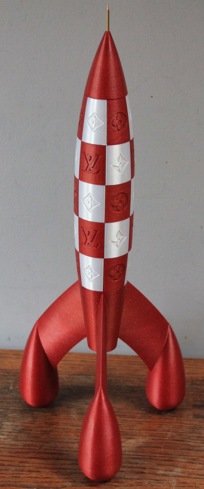 Rare Louis Vuitton Monogram Mascot Large Rocket Shop Window Art Advertising Sign Lv Space Press Rocket French Object Interior Design Vivienne Doudou photo Home Decor