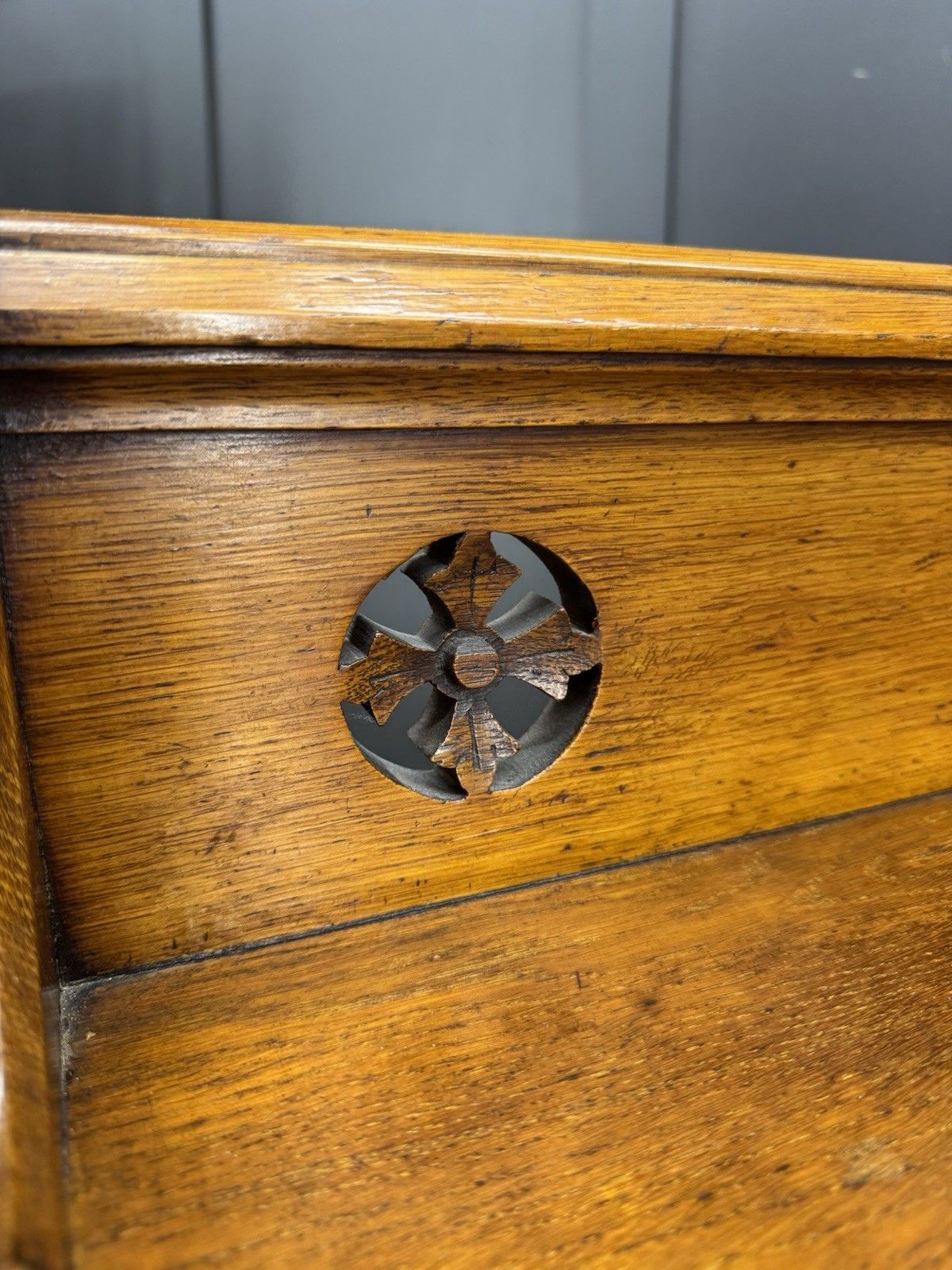 1095.0 Antique Oak Buffet Sideboard Cabinet / Cupboard Gothic /Aesthetic Movement photo