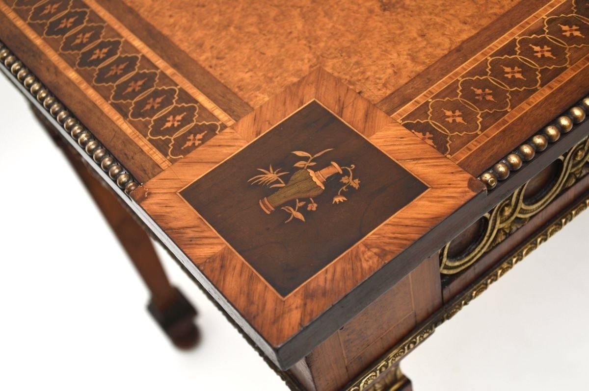 photo furniture Antique French Inlaid Walnut Ormolu Mounted Desk / Writing Table