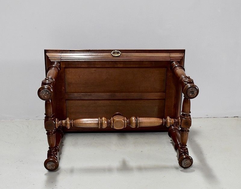 Furniture Louis XIV Style Office Table photo