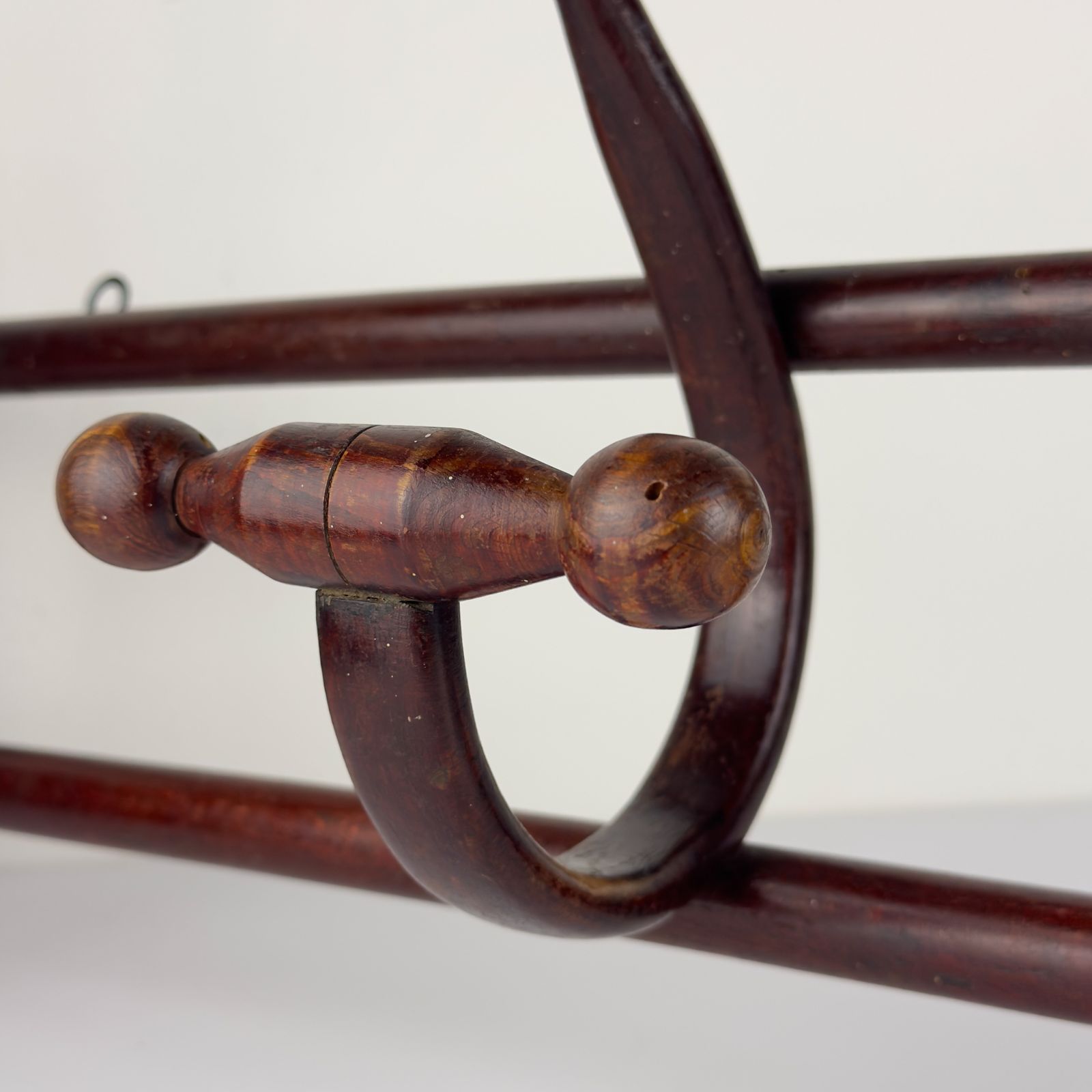 photo vintage Antique Wooden Coat Rack, Italy 1930s