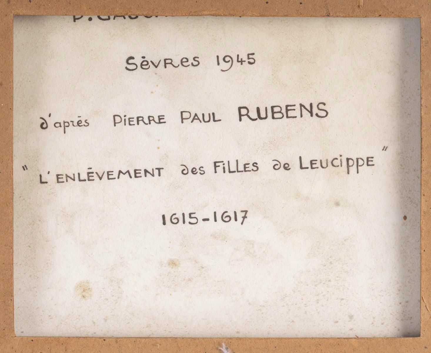 Round Shaped Plaque In Sèvres Porcelain, 19th Century, Signed P.Gauches. photo vintage