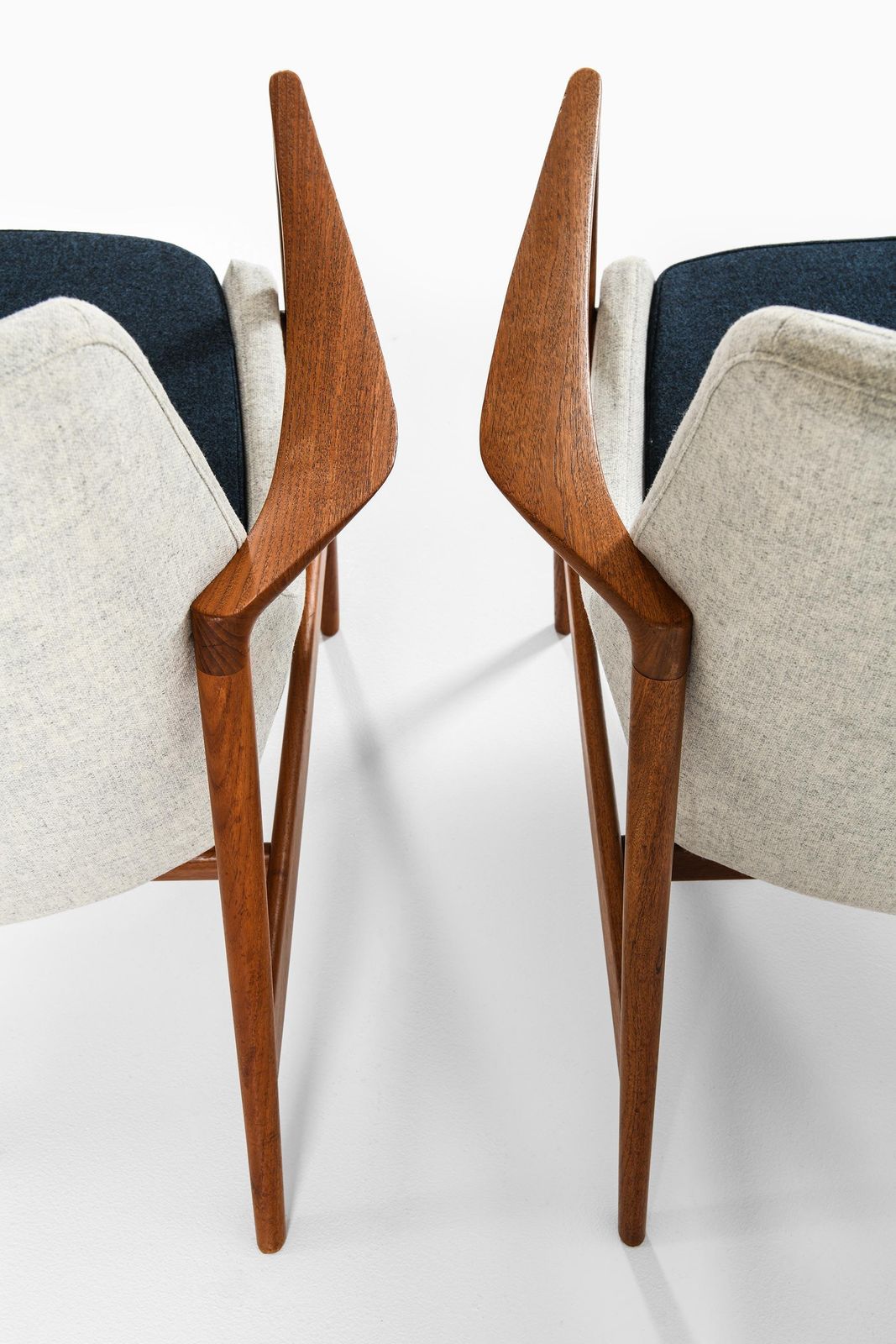 Set Of 2 Easy Chairs In Wool And Teak By Ib Kofod Larsen, 1950s photo Furniture