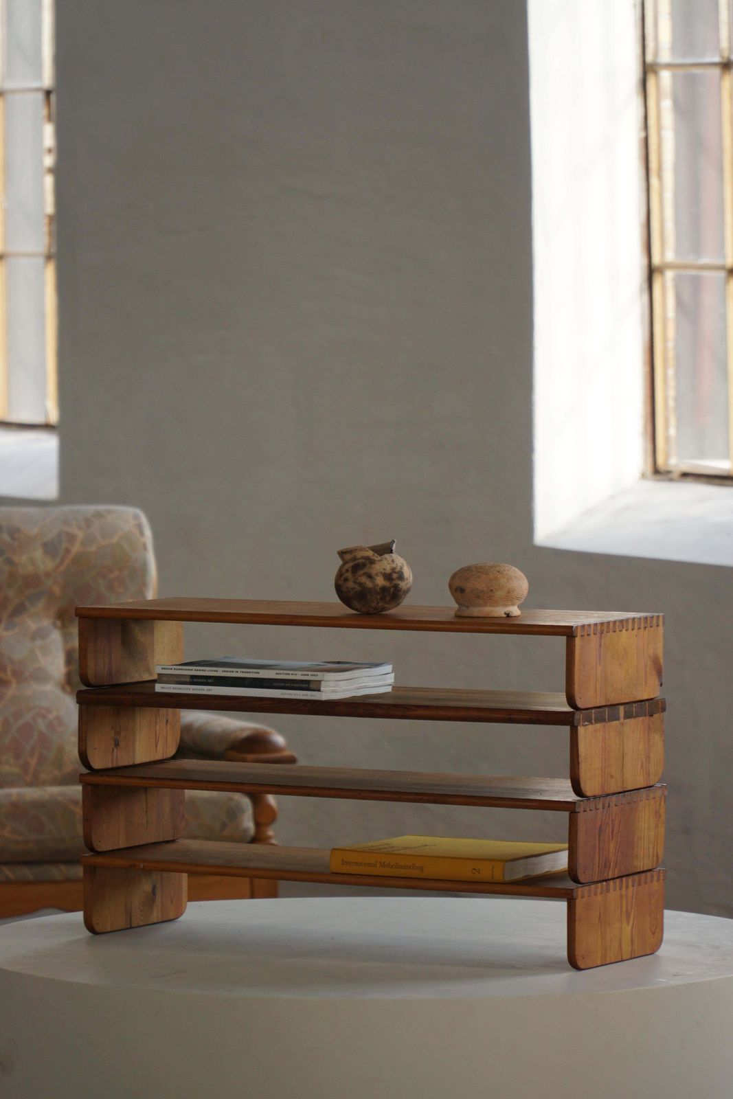 photo furniture Swedish Modern, Set Of 4 Multifunctional Shelves In Pine, Late 19th Century