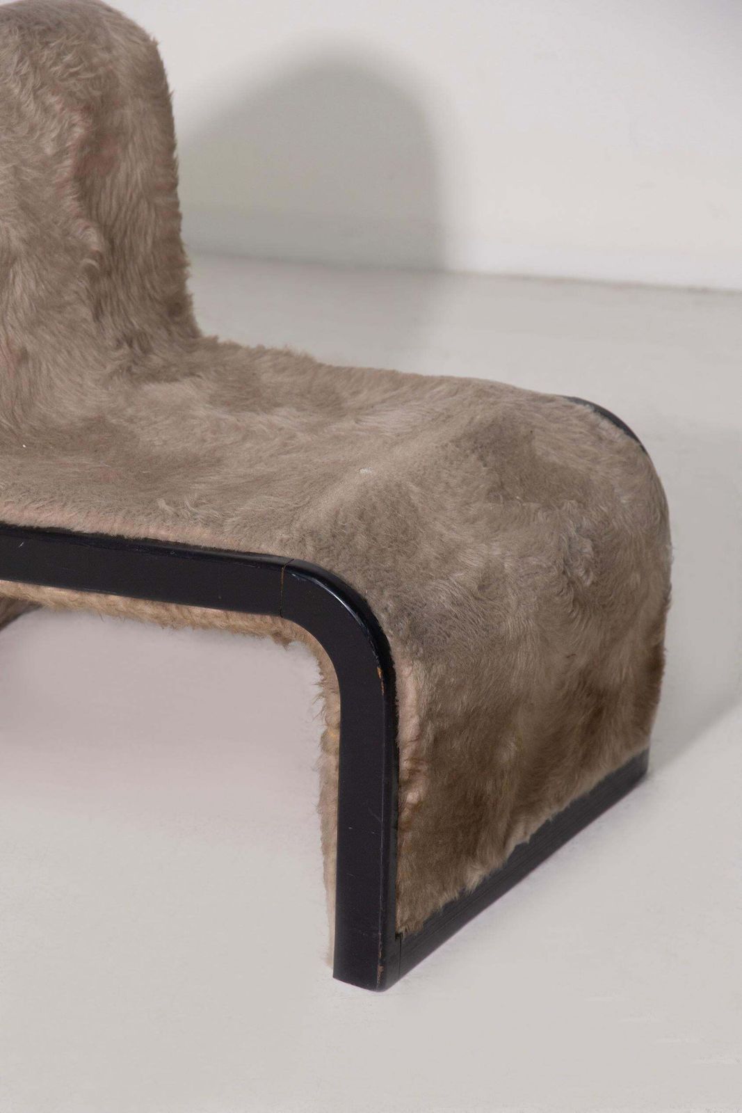 Postmodern Italian Chaise Longue In Faux Fur Brown photo buy
