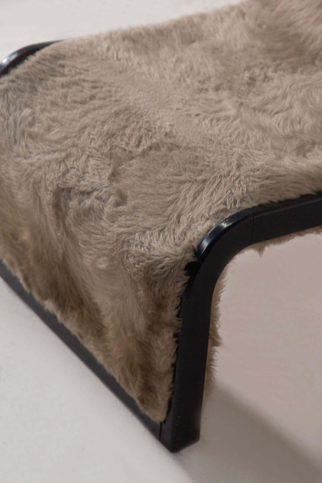 photo for sale Postmodern Italian Chaise Longue In Faux Fur Brown