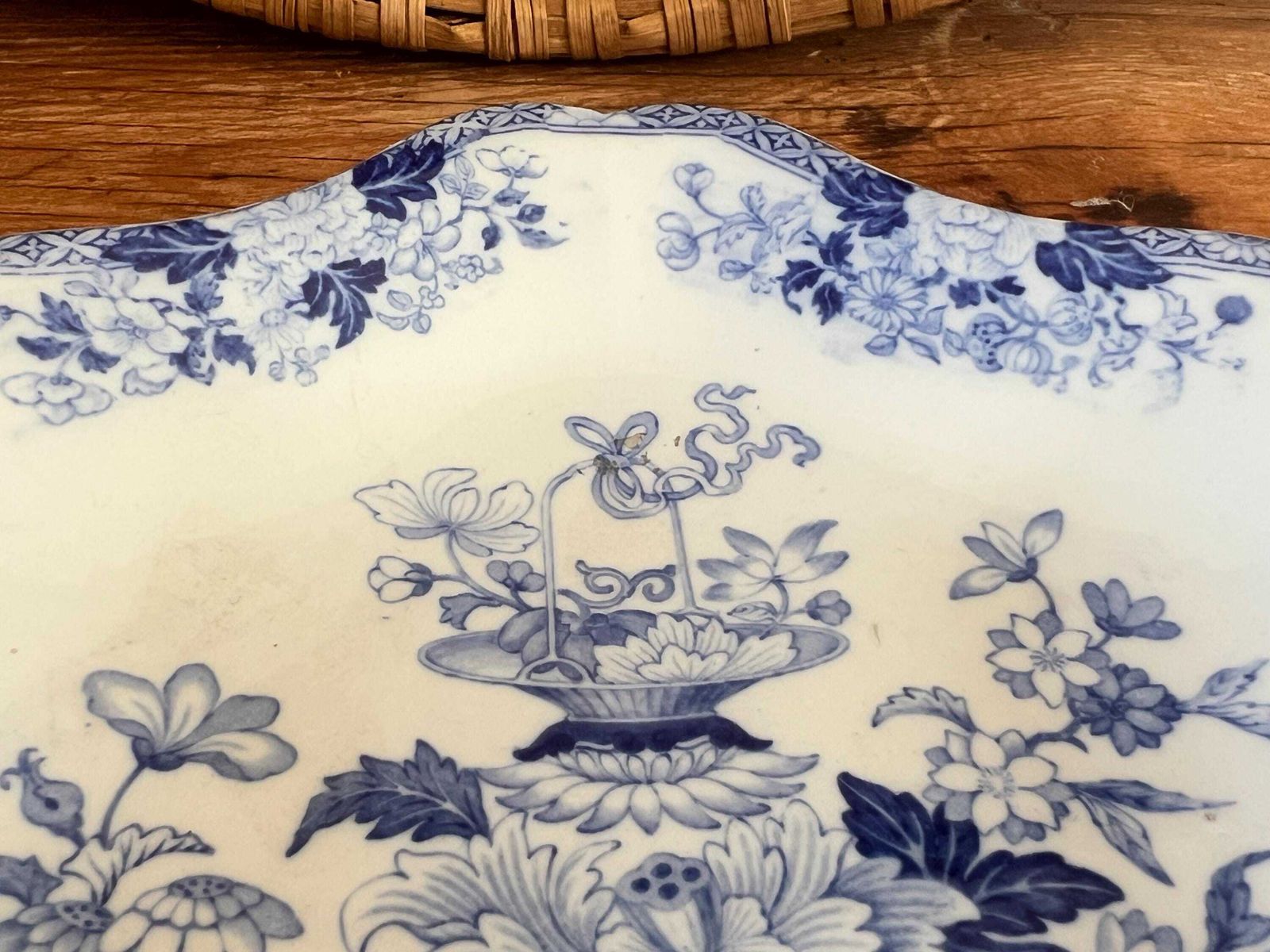 Antique Wedgwood Blue And White Plate, "Basket And Flowers" Pattern, 19th Century Transferware, Scalloped Chinoiserie Serving Dish photo Home Decor