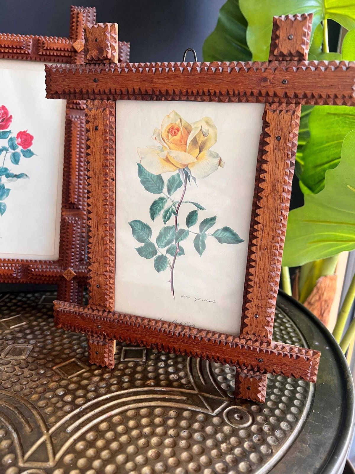 Antique Tramp Art Wood Frames, Hand Carved Crown Of Thorns, Swiss Folk Art Pair photo vinterior