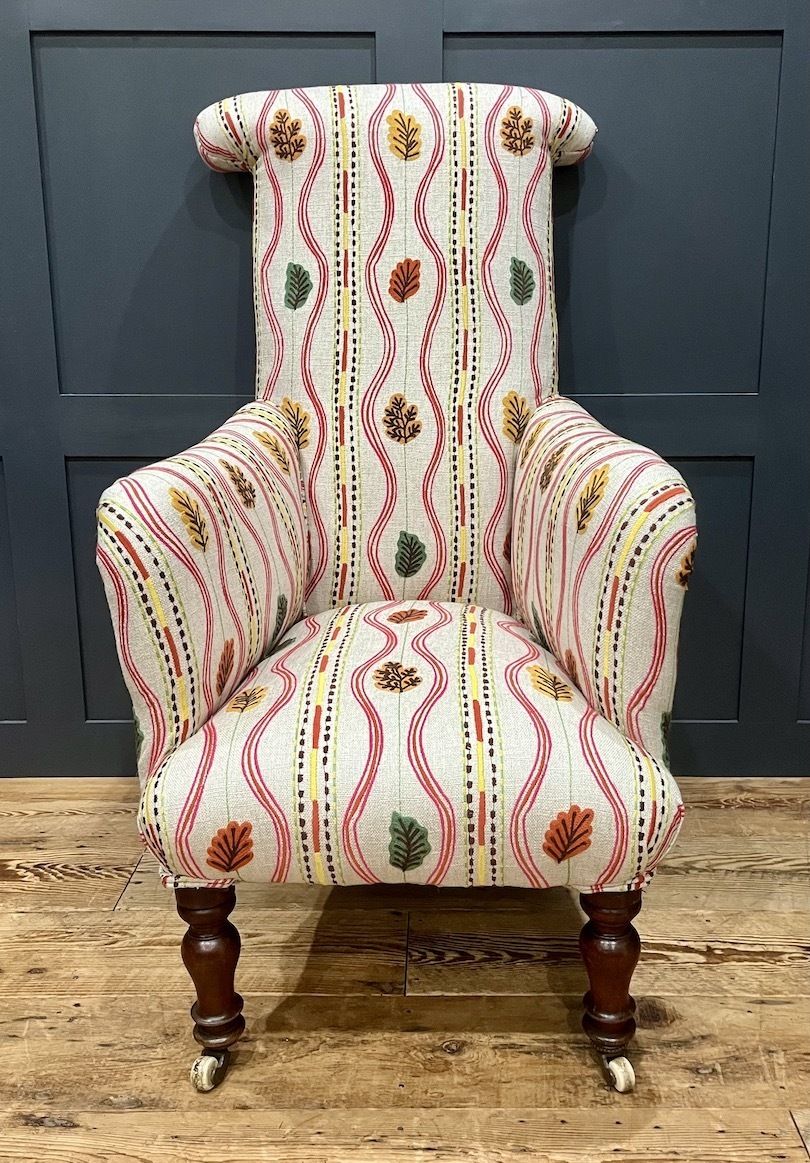 A Victorian Prie Dieu Armchair photo Furniture