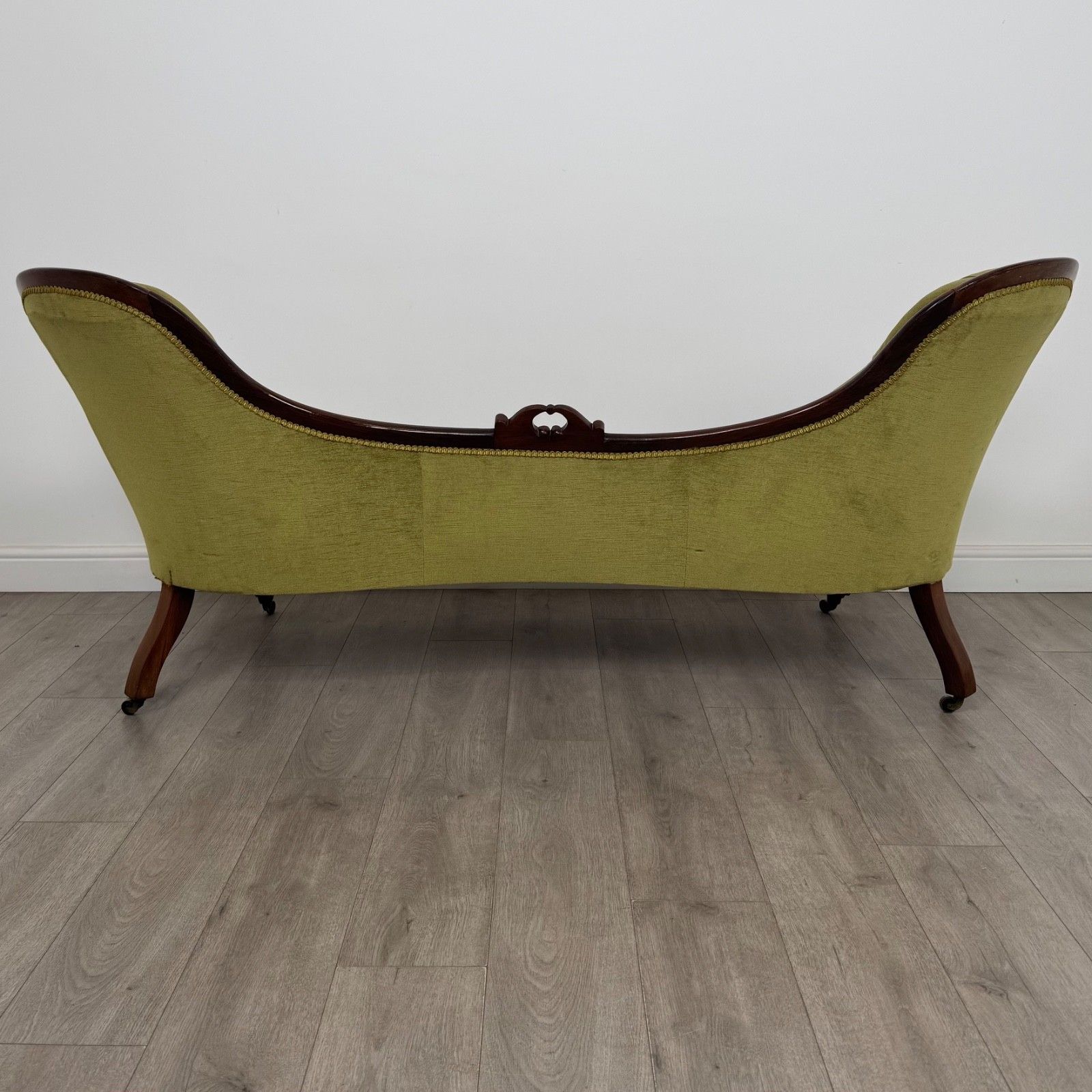 Antique 19th Century Victorian Spoon Back Settee In Mahogany ( Af 5246 ) photo 1250.0