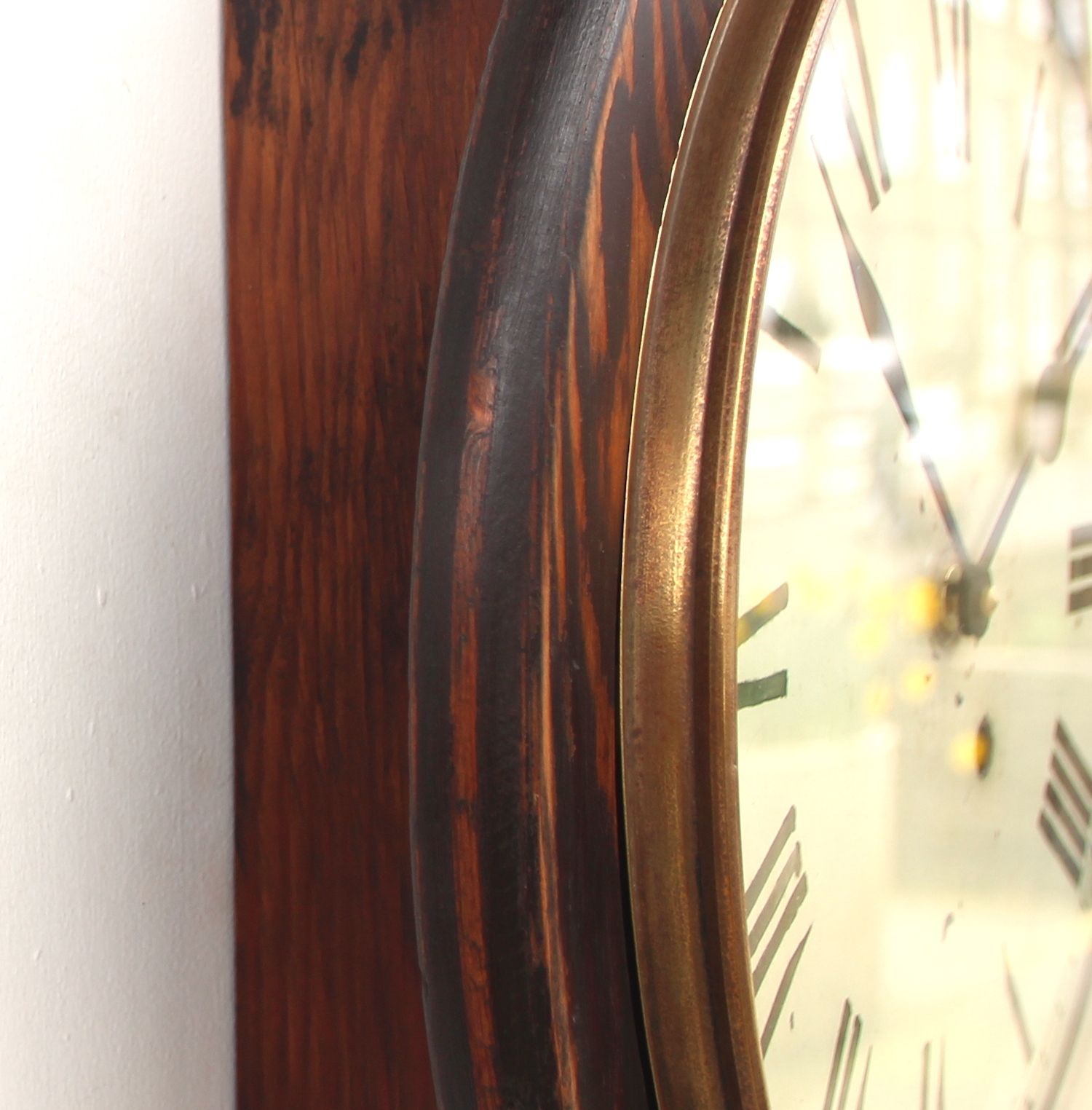 295.0 Large 39cm Railway Wall Clock Factory. Fully Guaranteed. London Timepiece. photo