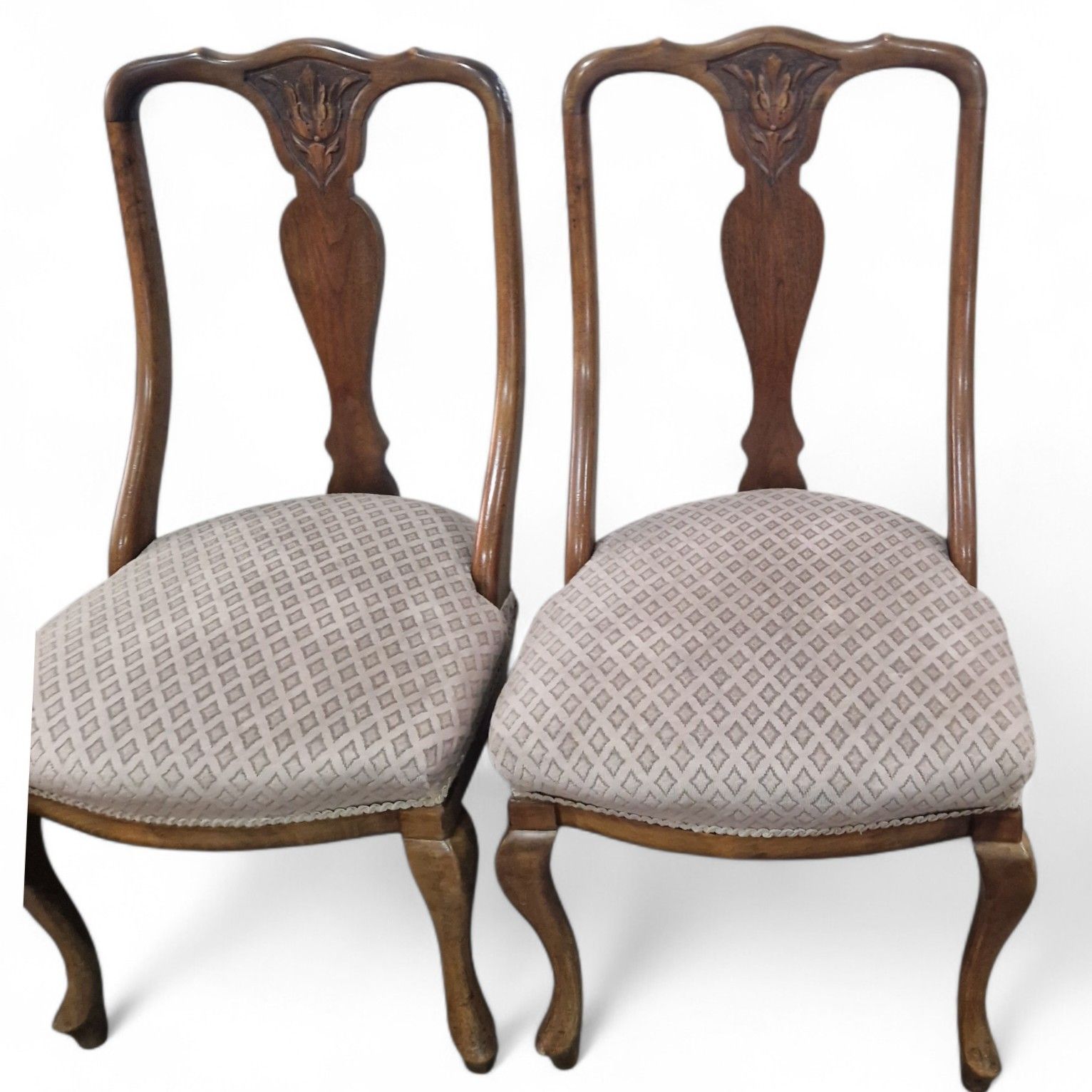 Set Of 4 Carved Walnut Dining Chairs Antique Scoop Back Chairs Carbiole Leg photo buy