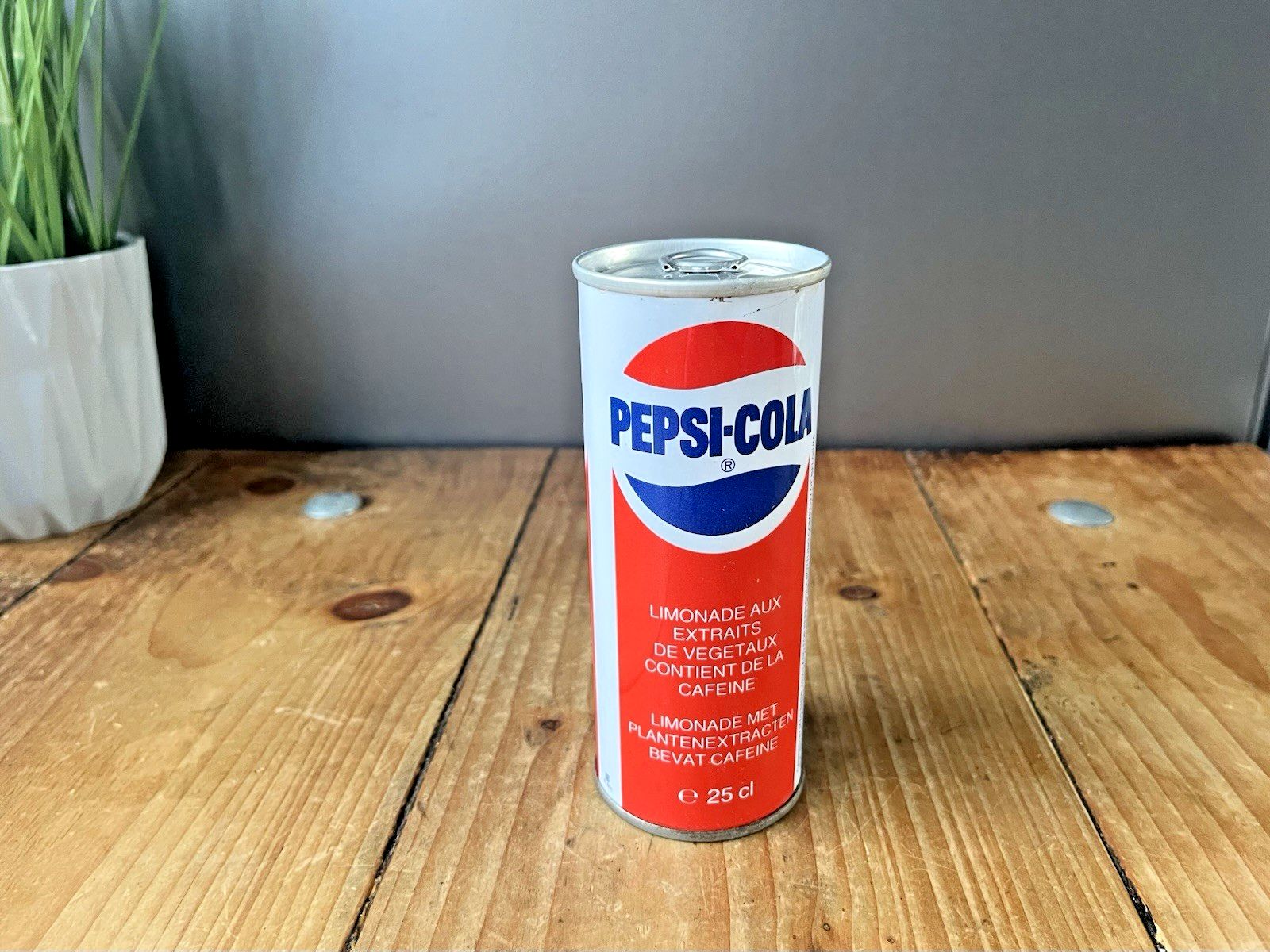 Rare Vintage 80's Empty Sealed Pepsi Cola 25cl Soda Drinks Coke Can Fridge Prop photo for sale