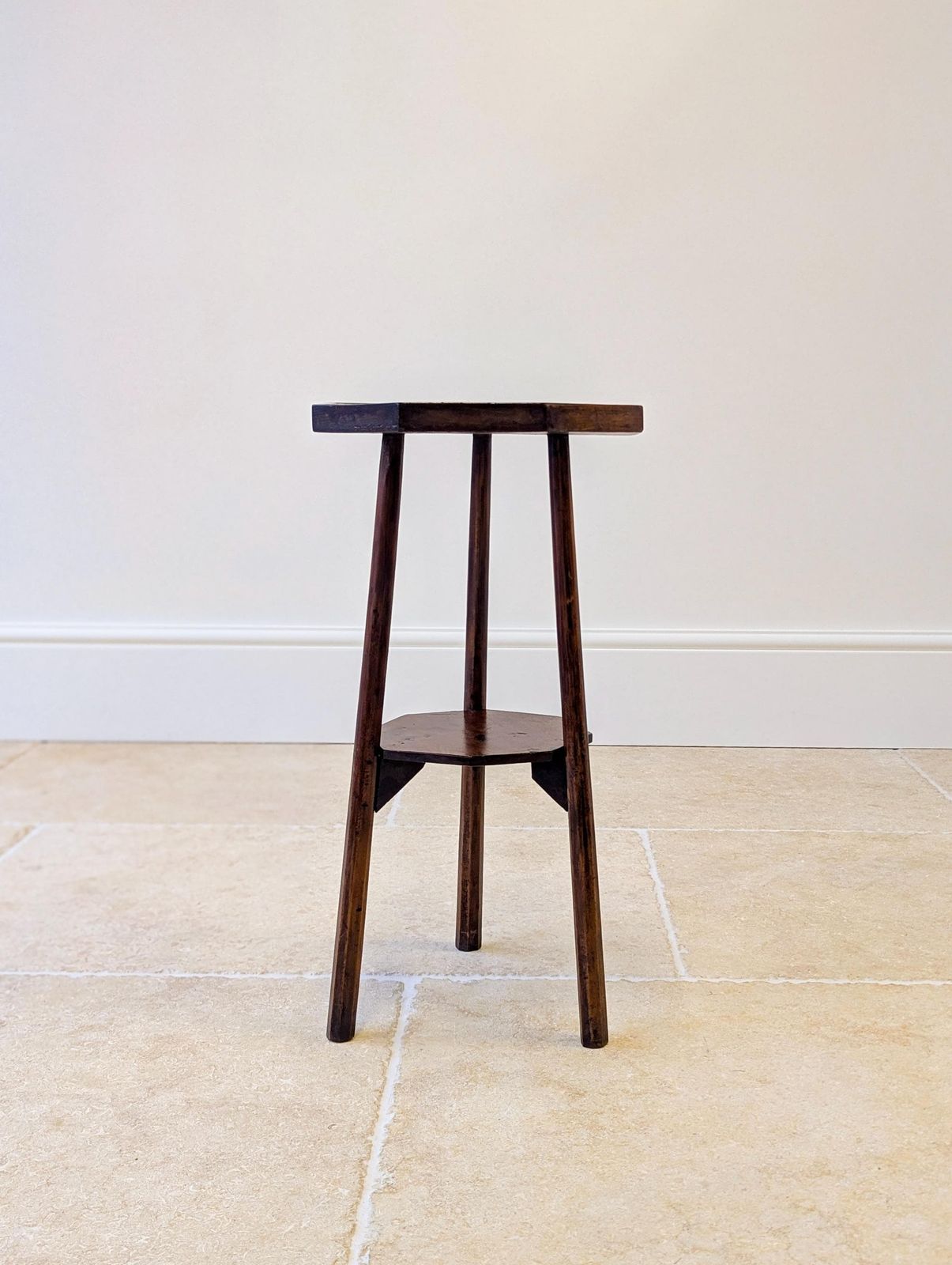 Antique Early 20th Century Carved Oak Tripod Occasional Table photo vinterior