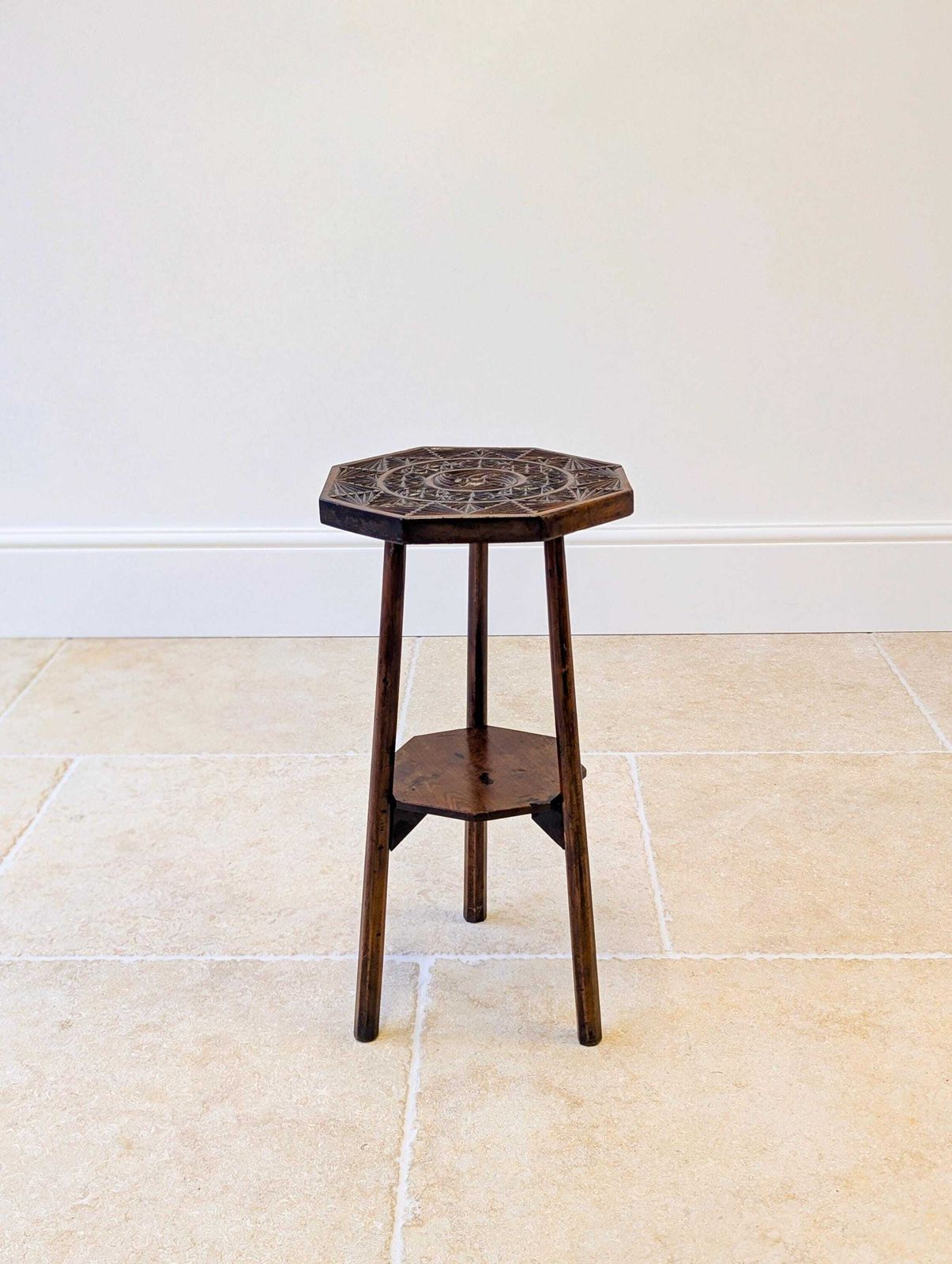 photo vinterior Antique Early 20th Century Carved Oak Tripod Occasional Table