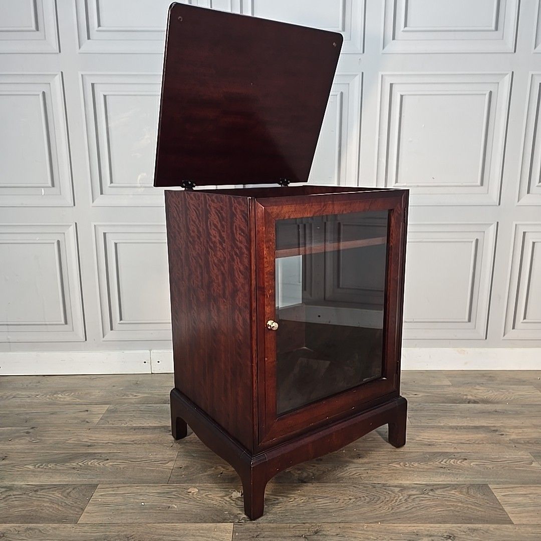 Stag Minstrel Media Cabinet Hifi Display Record Cupboard Vintage Retro Glass photo vinterior