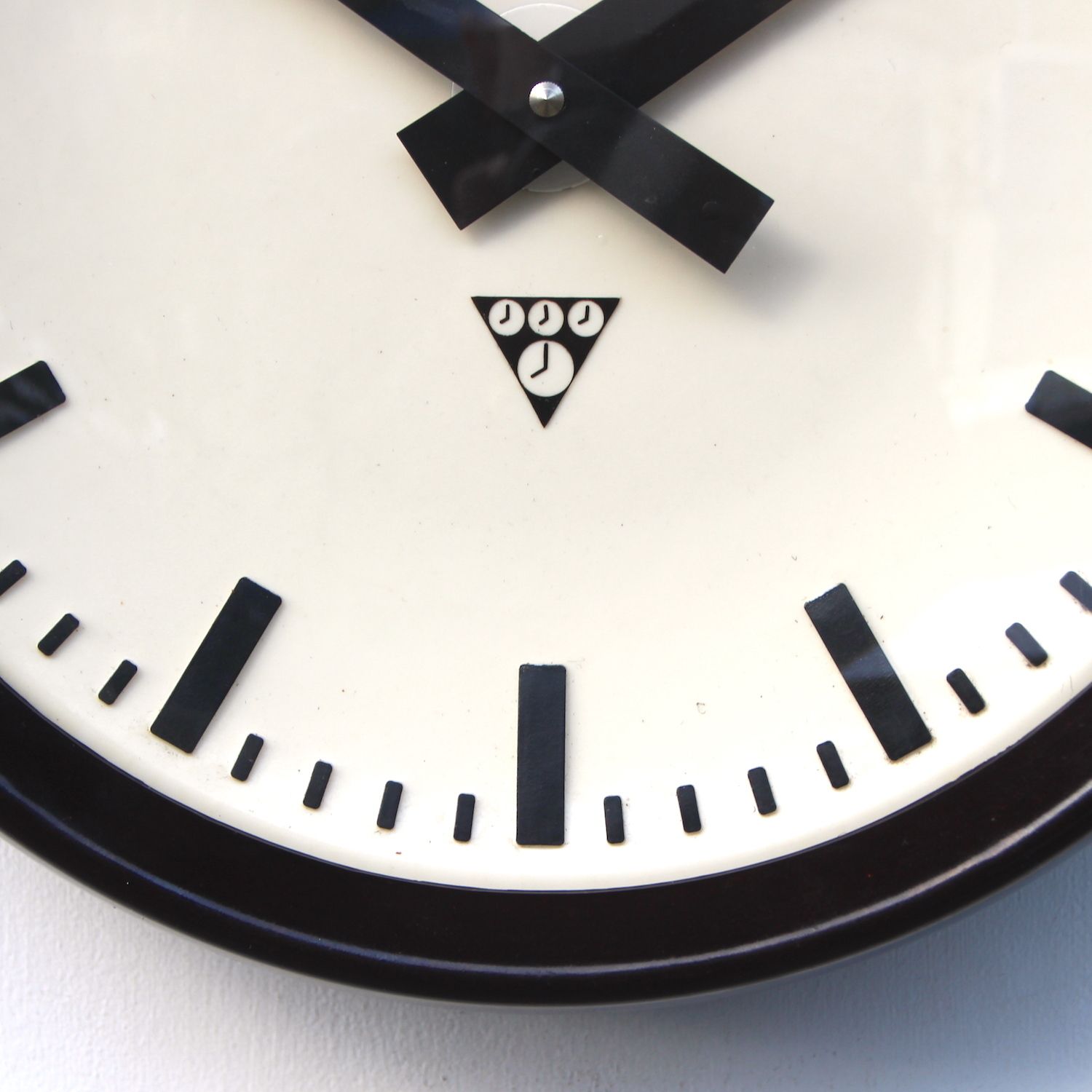 1970s Czech Bakelite Office/Commercial Industrial Wall Clock. Fully Guaranteed. London Timepiece. photo buy
