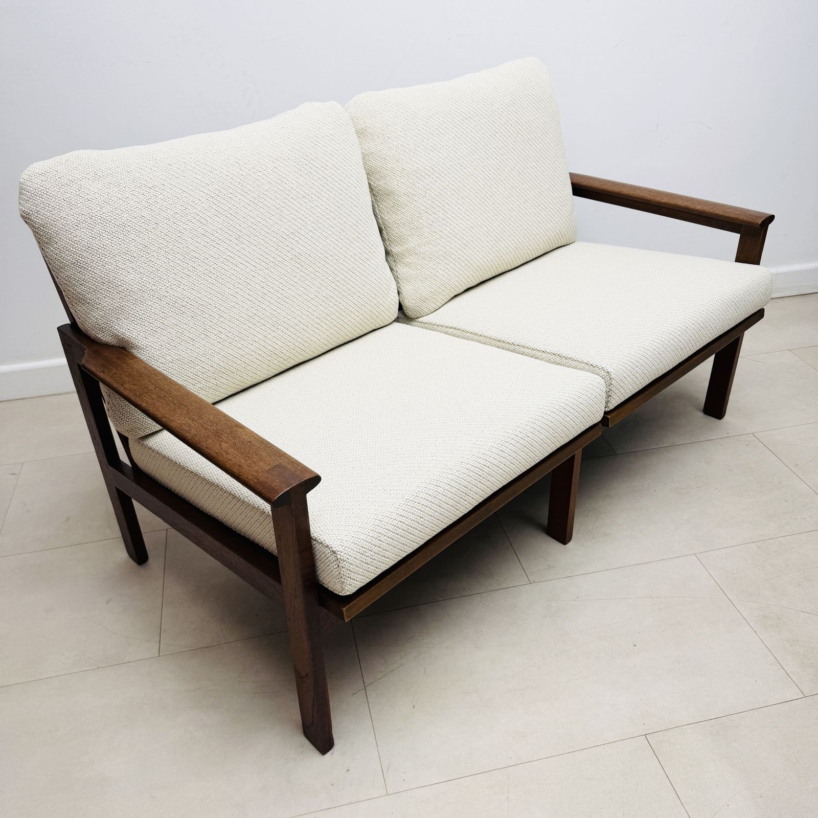 Danish Sofa By Illum Wikkelsø, 1960s photo vinterior