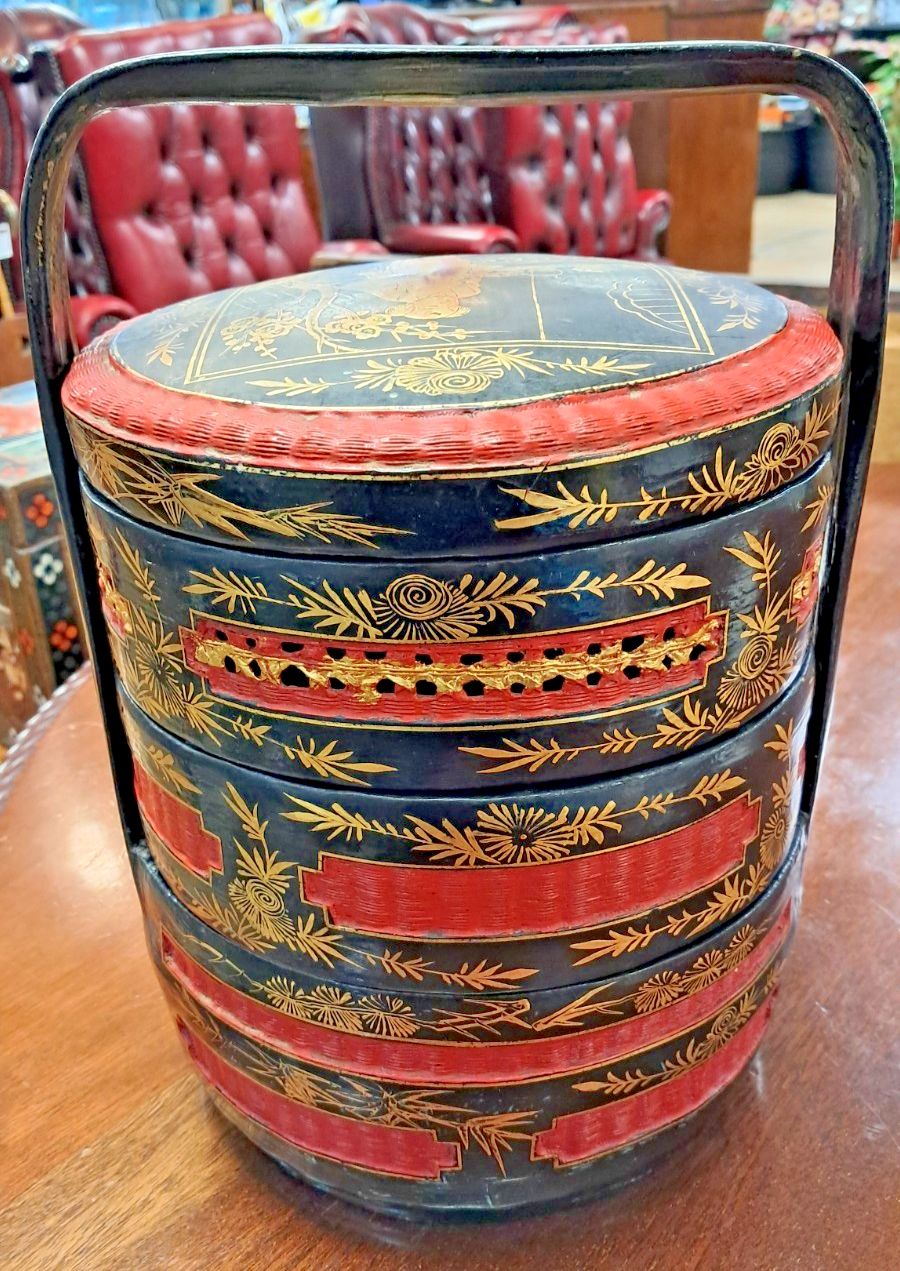 Vintage Chinese 3 Tier Wedding/Betrothal Hand Painted Red & Black Lacquer Basket photo Home Decor