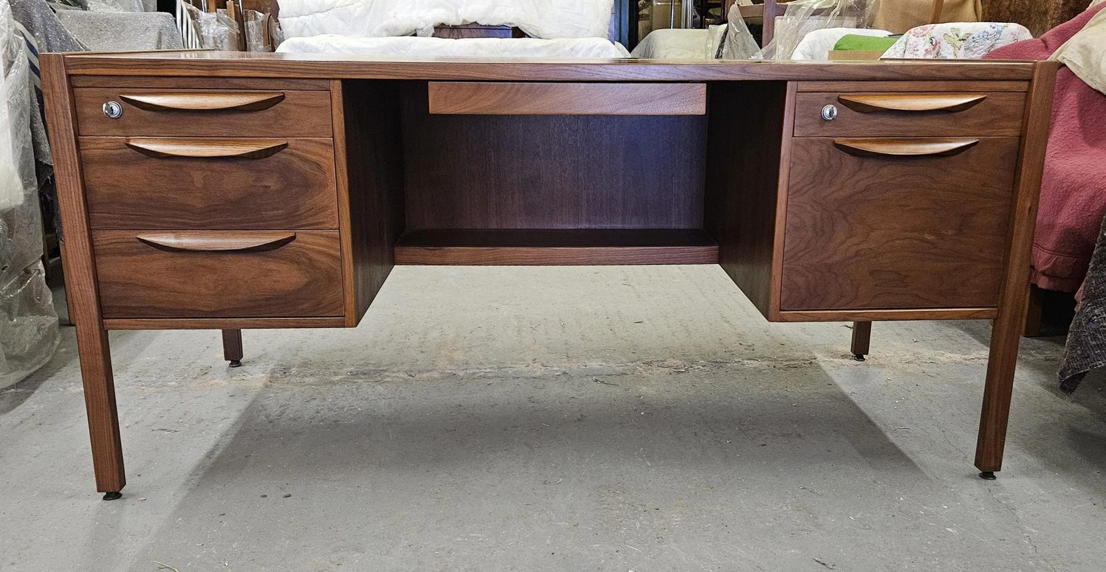 Jens Risom Mid Century Walnut Desk USA C 1960s photo for sale