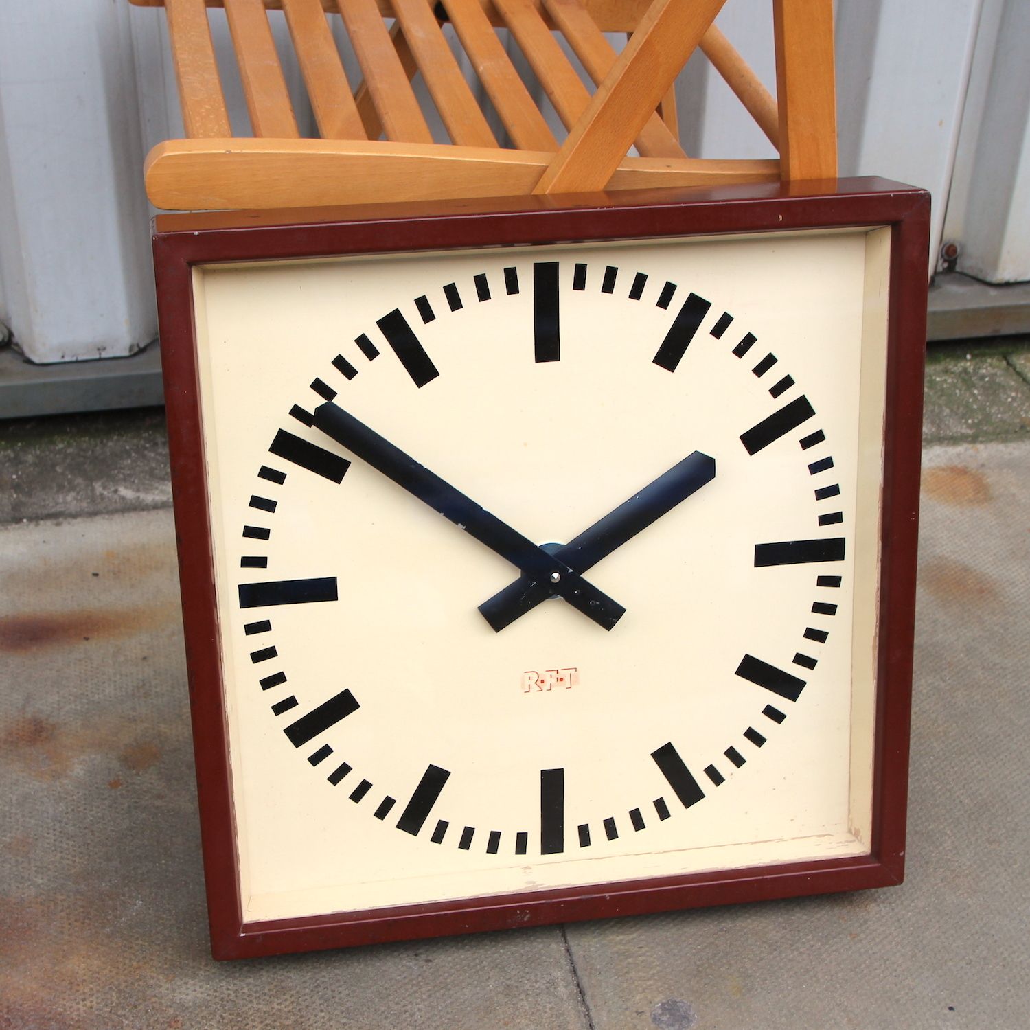 Later 1950s. Large 45cm East German Vintage Factory Wall Clock. Fully Guaranteed. London Timepiece