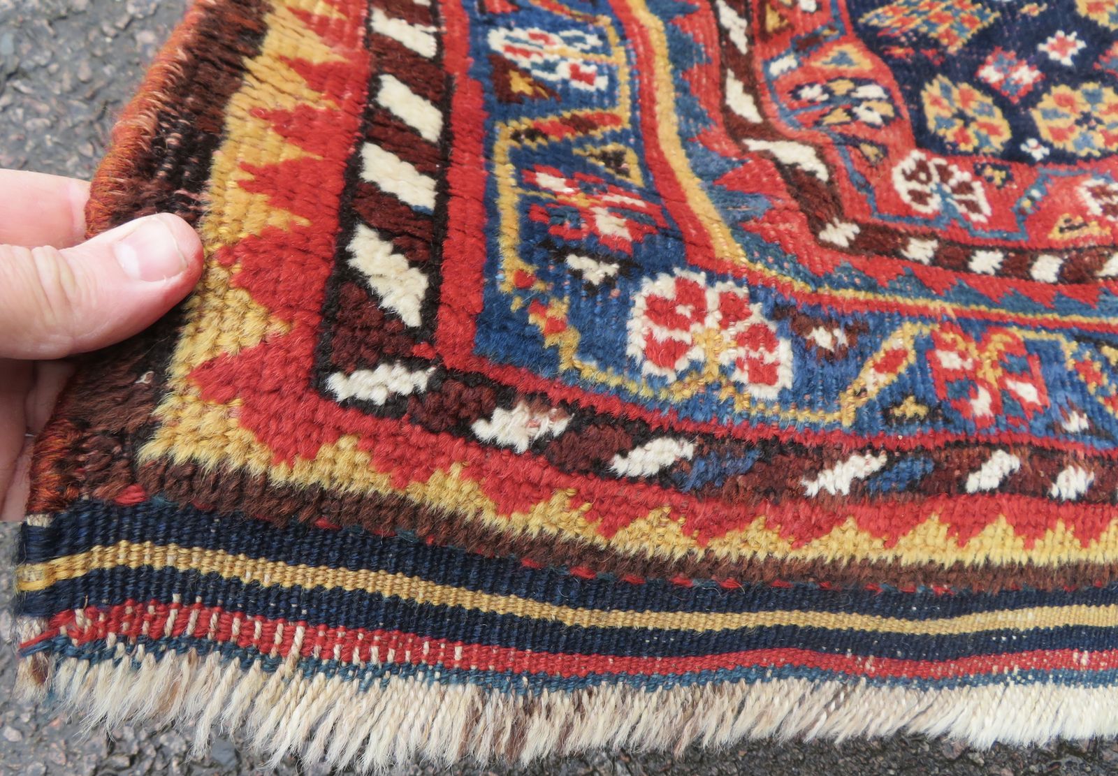 Tree Of Life Luri Kelleh Tribal Rug. . 358cm X 161cm. photo vinterior