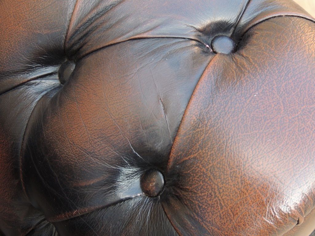 Chesterfield Club Dark Brown Armchair photo Furniture