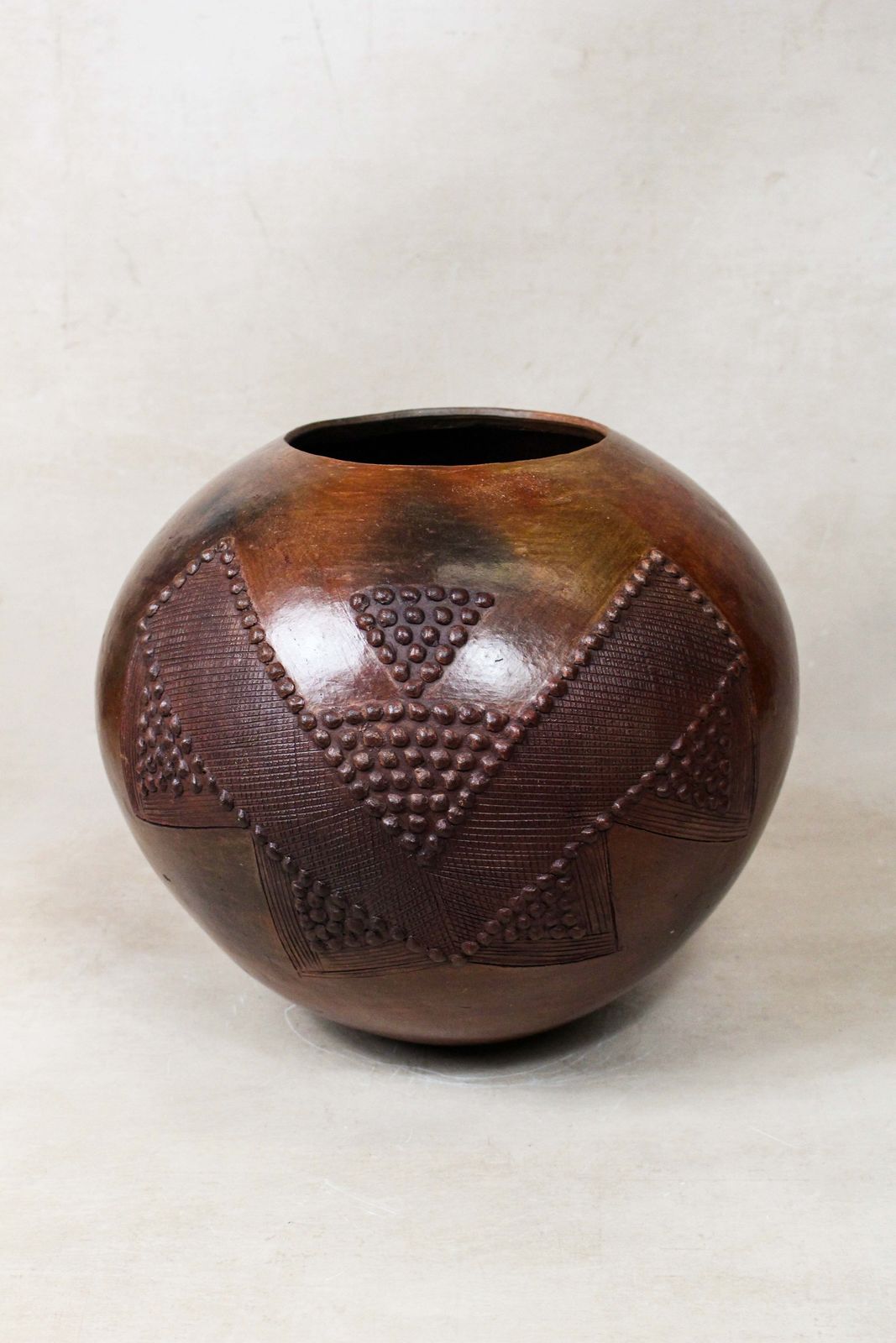 Zulu Pot   168.1, African