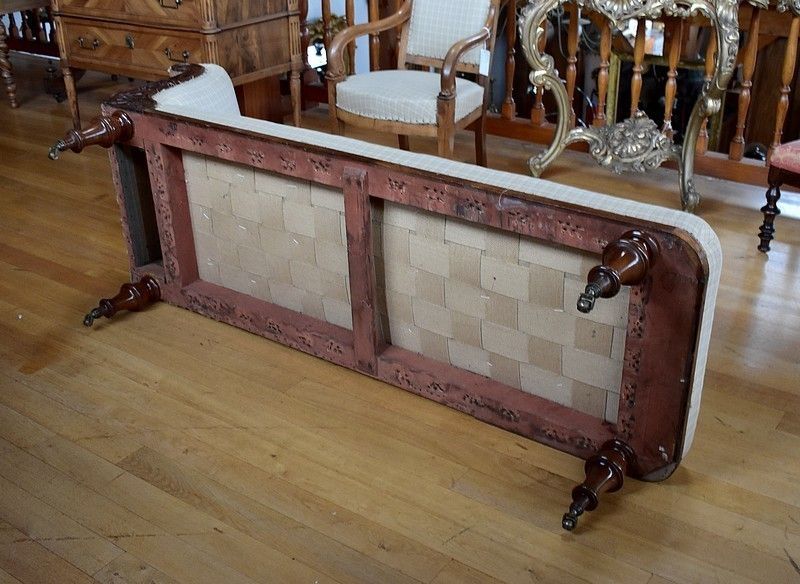 photo furniture Victorian Chaise Longue, 19th