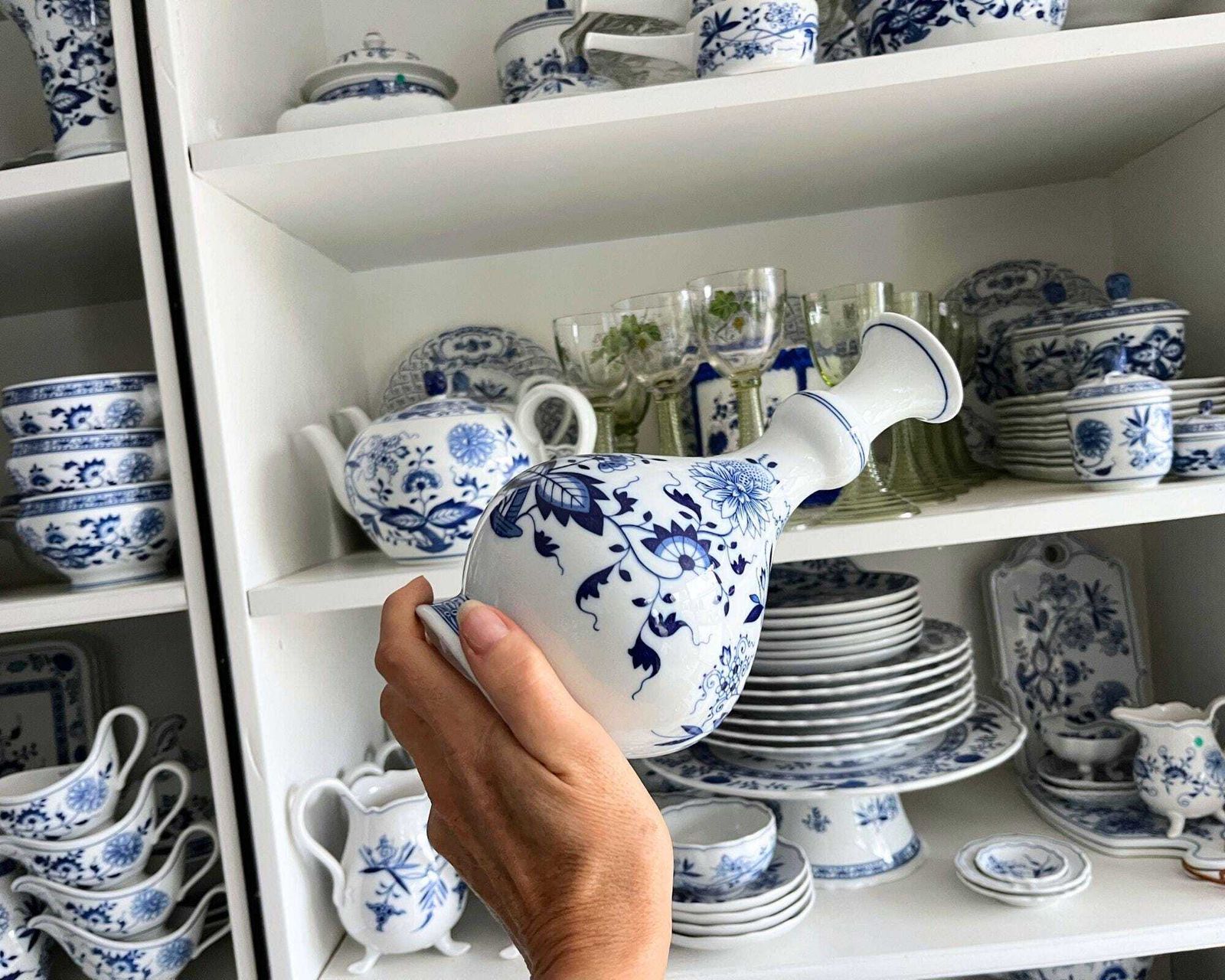 Blauw Uienmotief Tulpenvaas | 1 Stuk | Zwiebelmuster Porselein photo buy