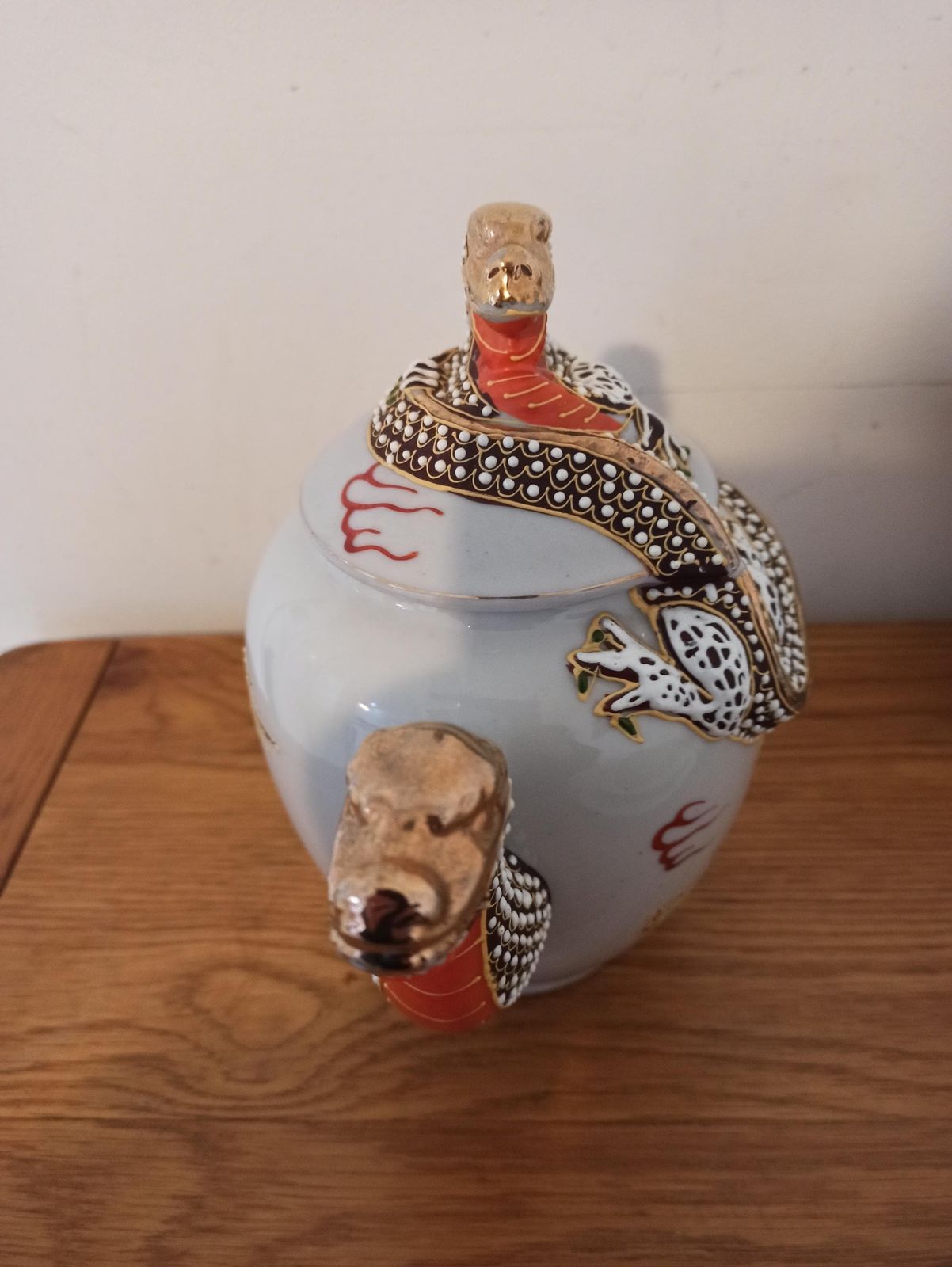 Japanese Dragon Teaset For Four. Porcelain. Very Good Condition. photo for sale