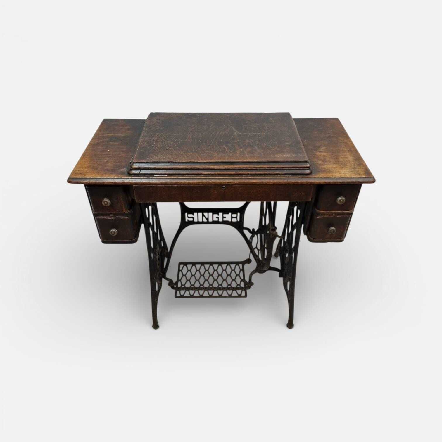 Antique Singer Treadle Sewing Machine / Original Cabinet / C1915 photo buy