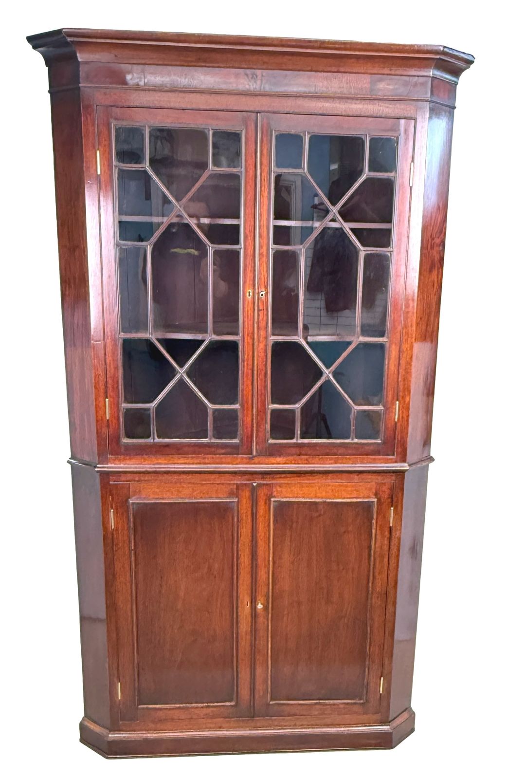photo for sale 18th Century Georgian Mahogany Double Corner Cabinet (England, Circa 1770)